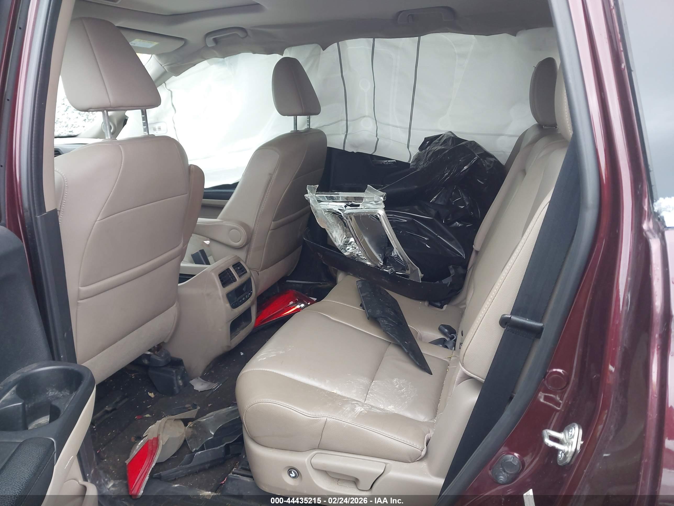 HONDA PILOT image 8