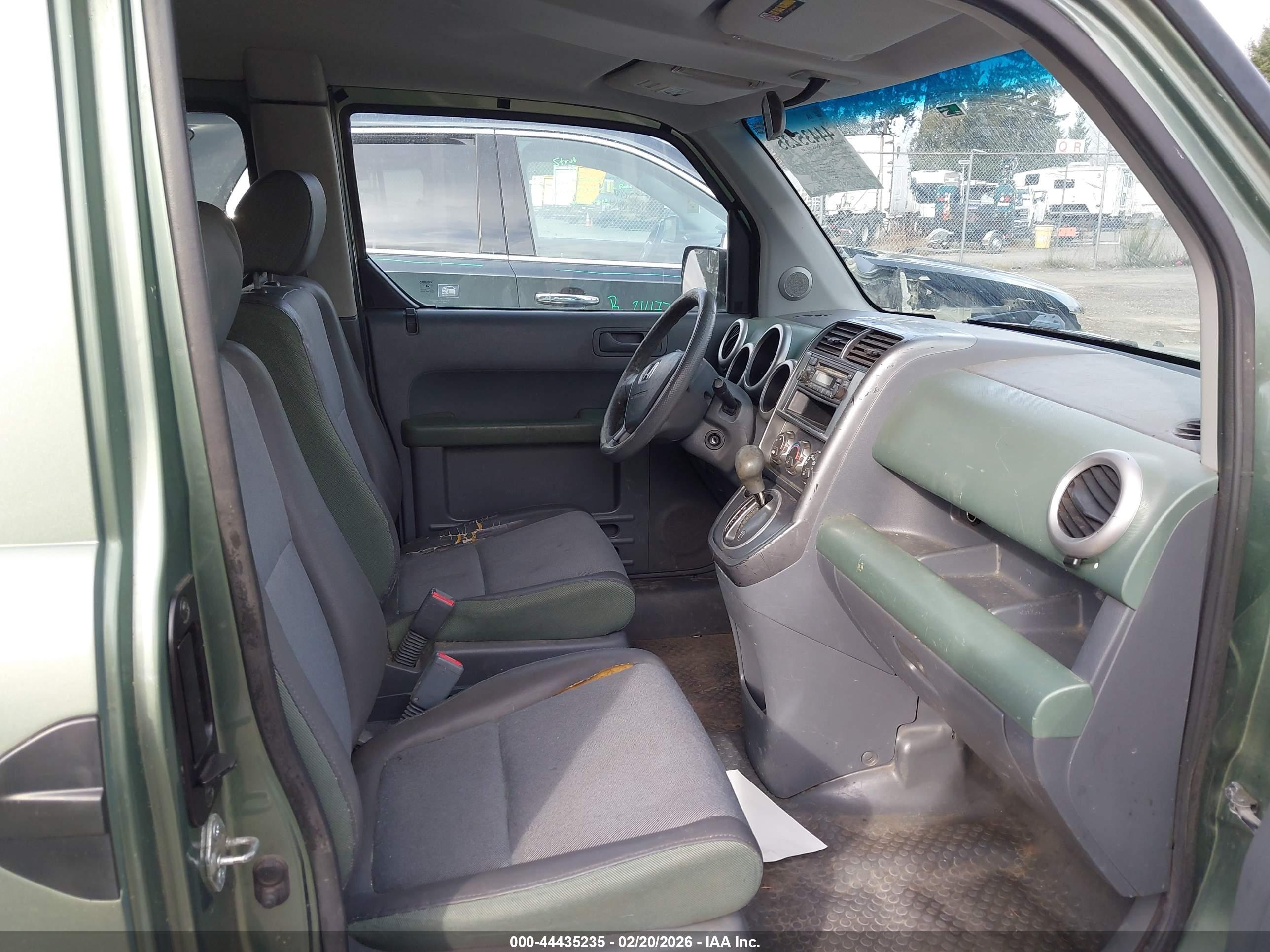 HONDA ELEMENT image 5