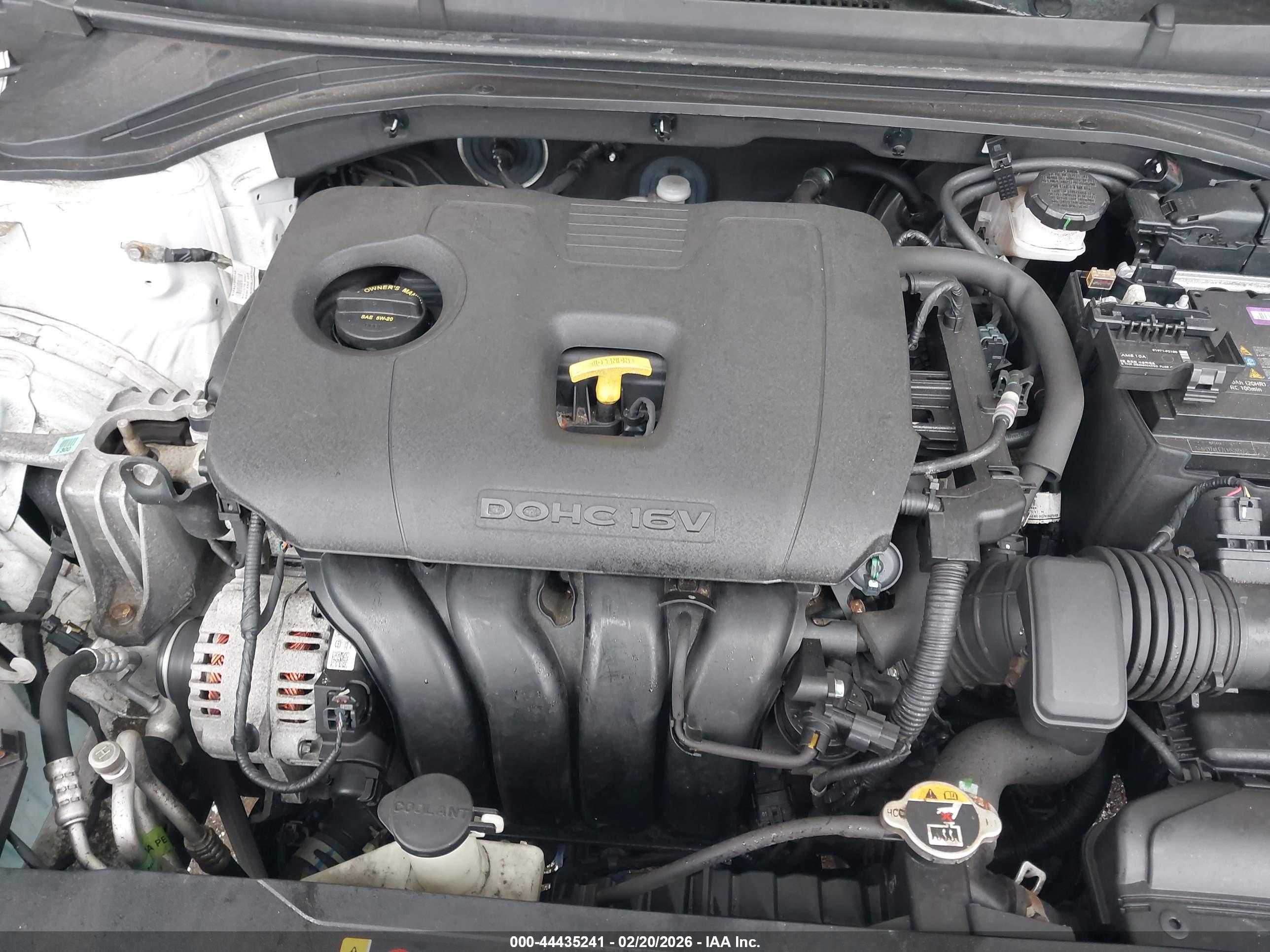 HYUNDAI ELANTRA image 10