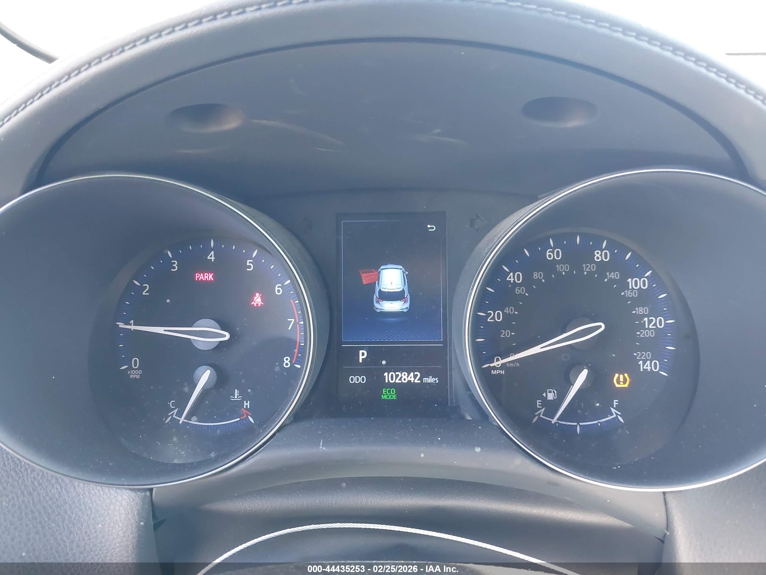 TOYOTA C-HR image 7