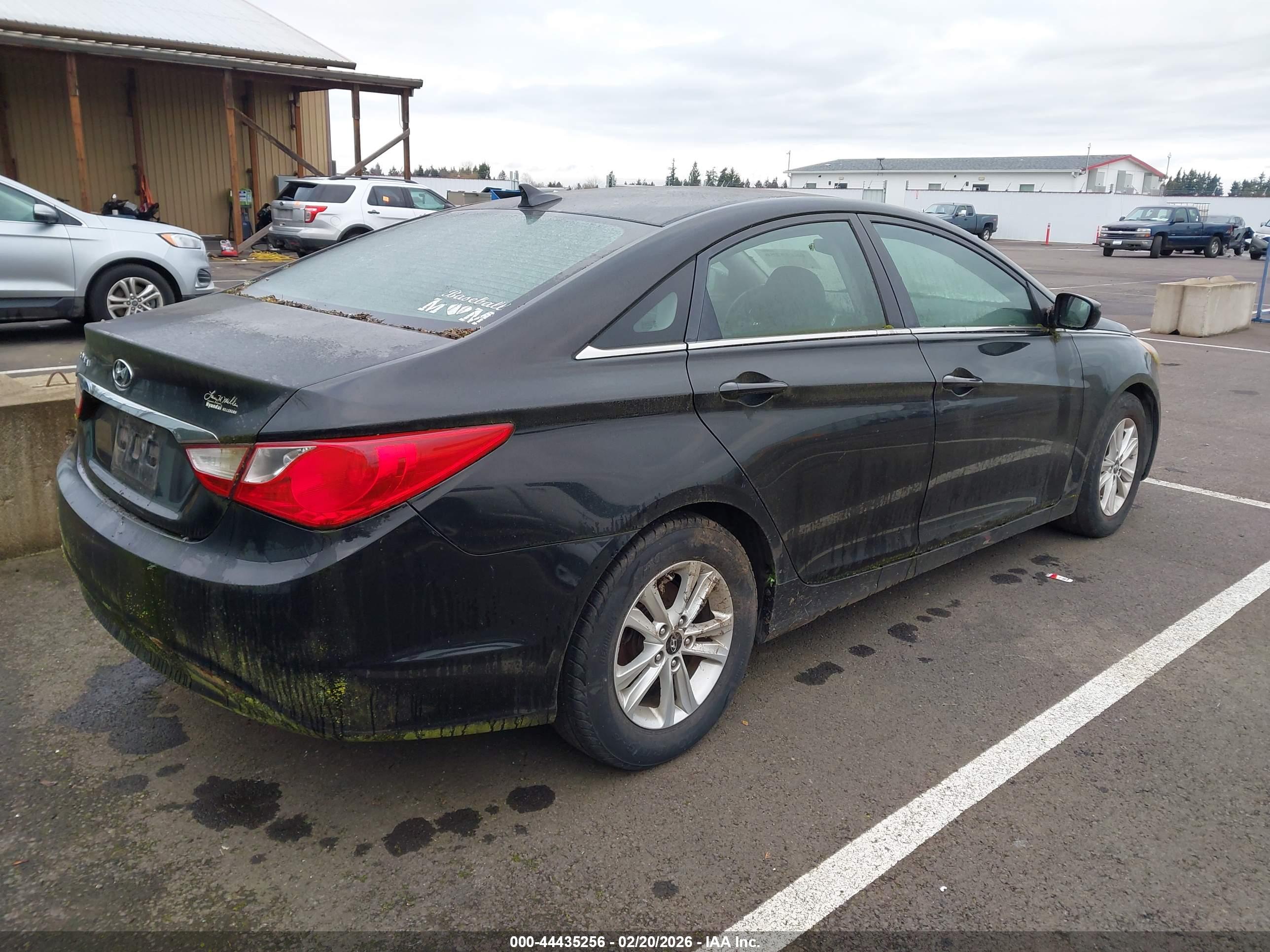 HYUNDAI SONATA image 4