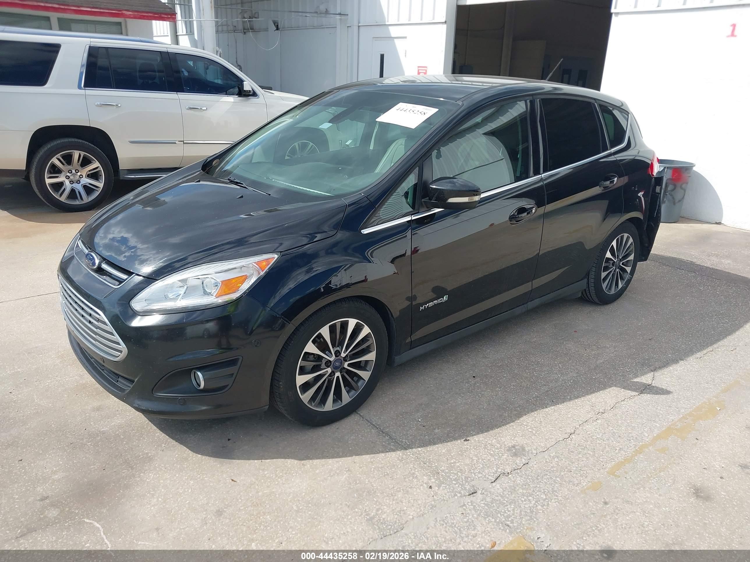 FORD C-MAX image 2