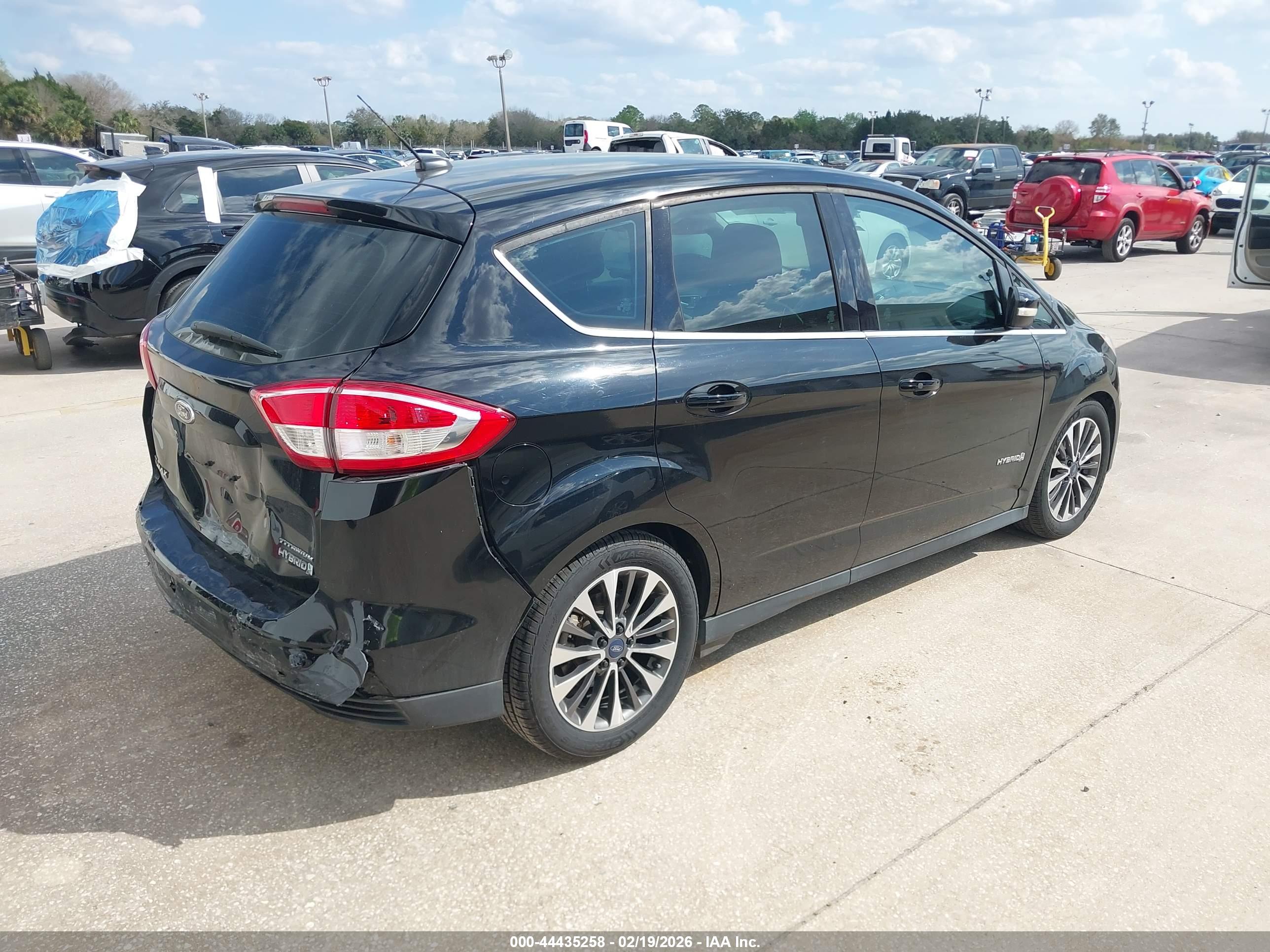 FORD C-MAX image 4