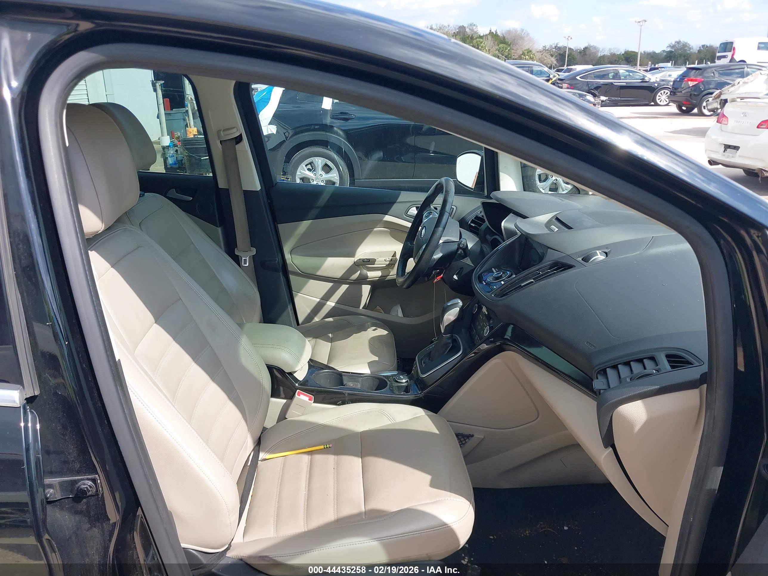 FORD C-MAX image 5