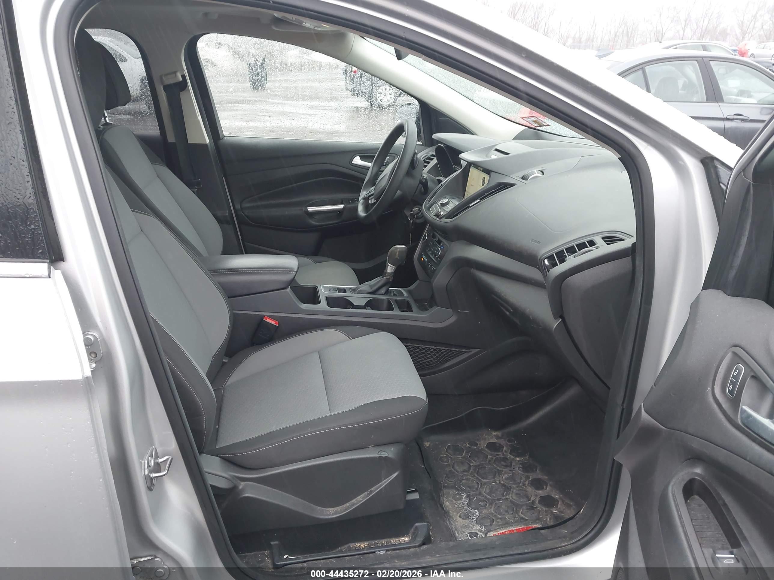 FORD ESCAPE image 5