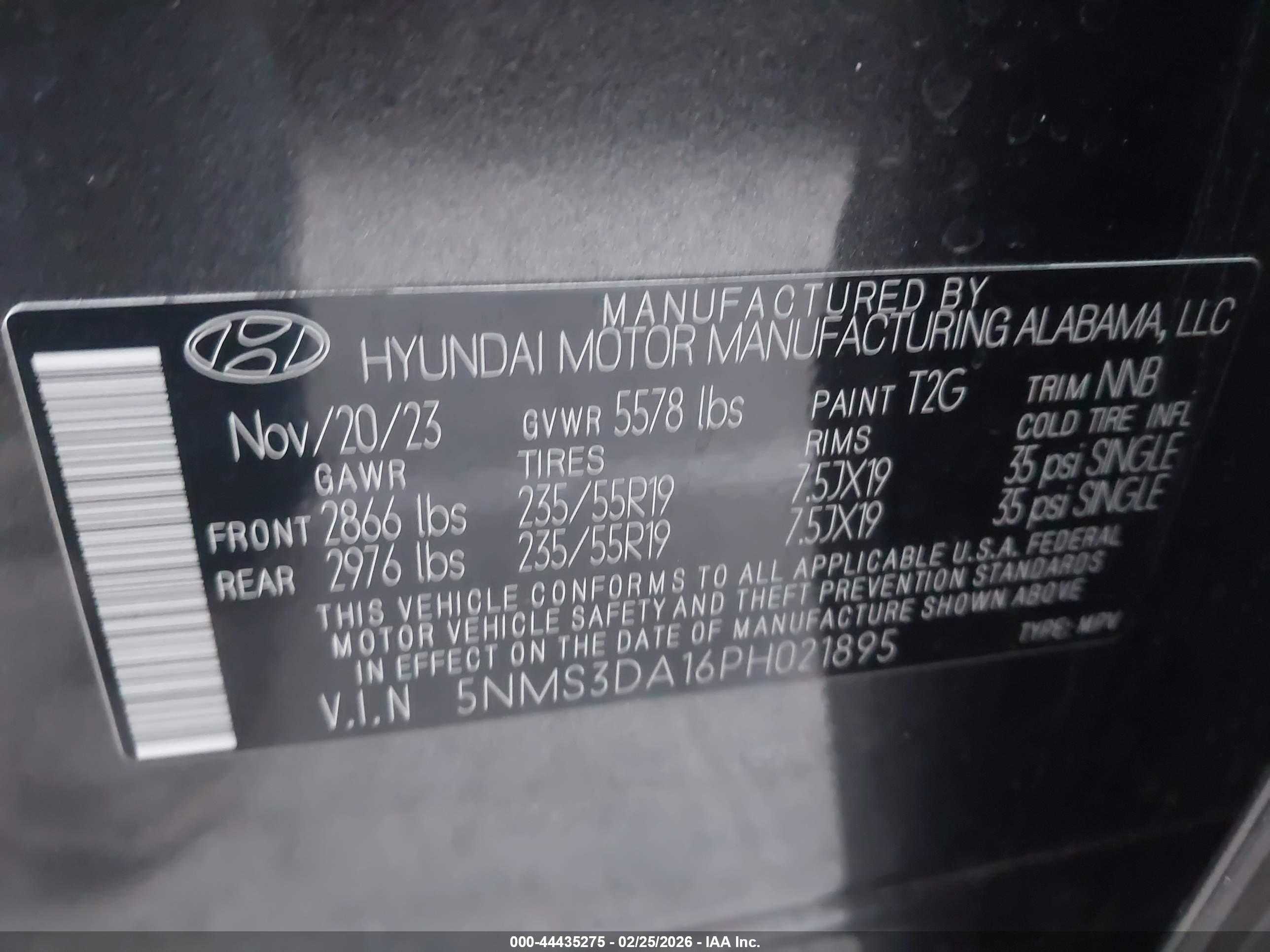 HYUNDAI SANTA image 9