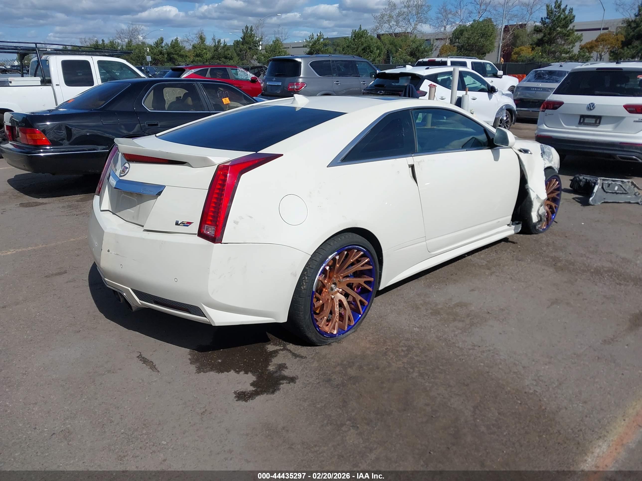 CADILLAC CTS-V image 4