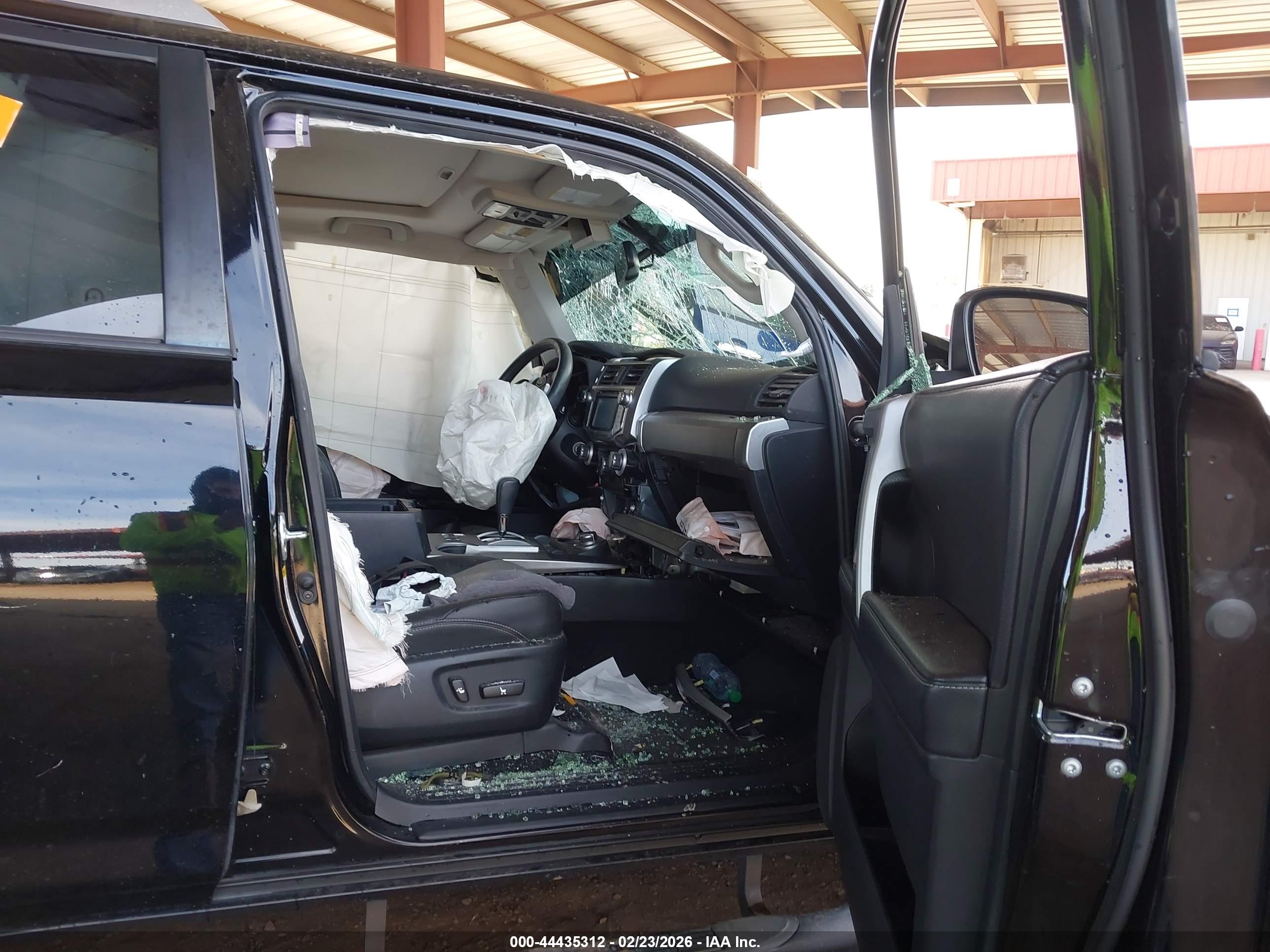TOYOTA 4RUNNER image 5