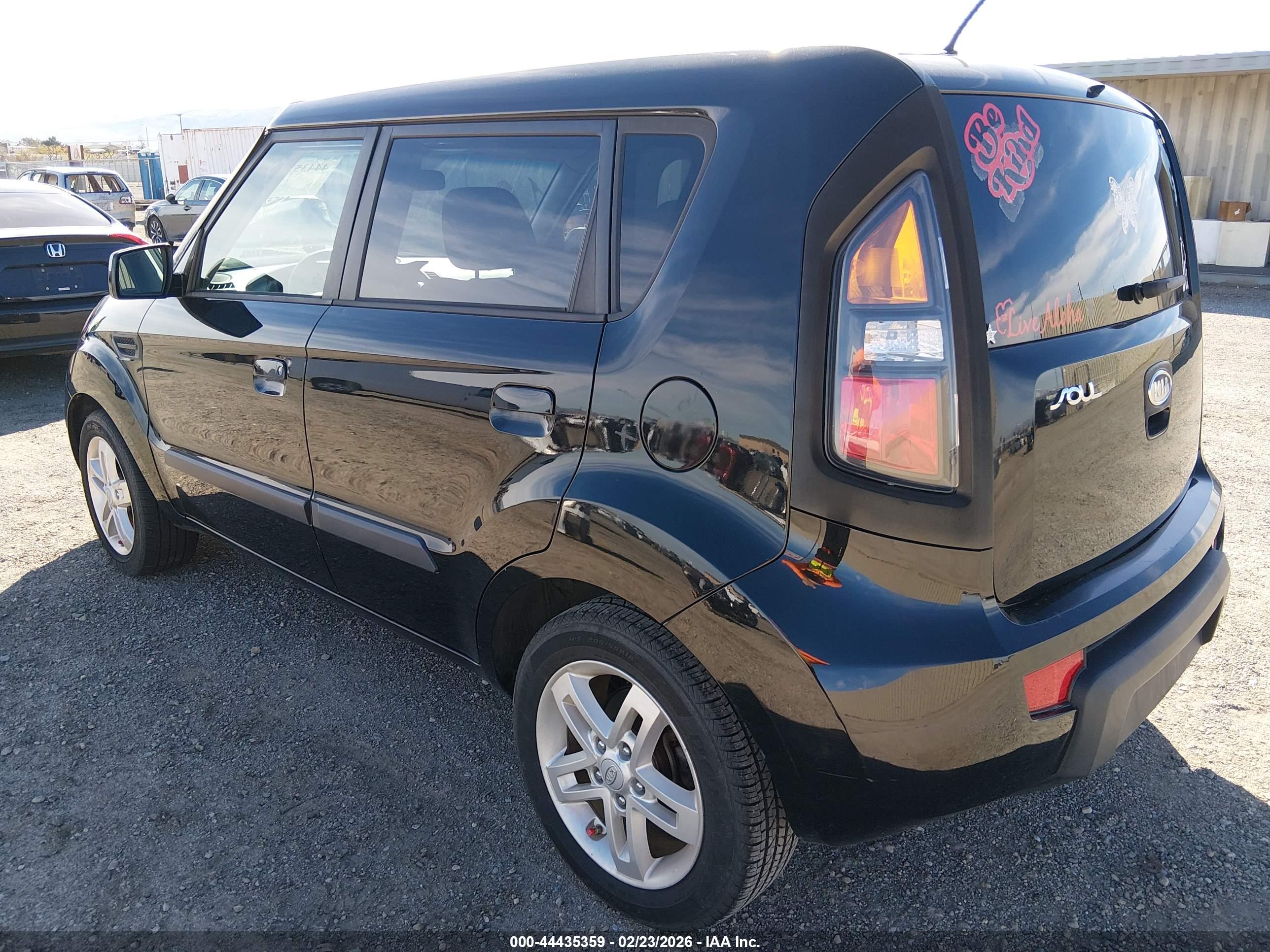 KIA SOUL image 3