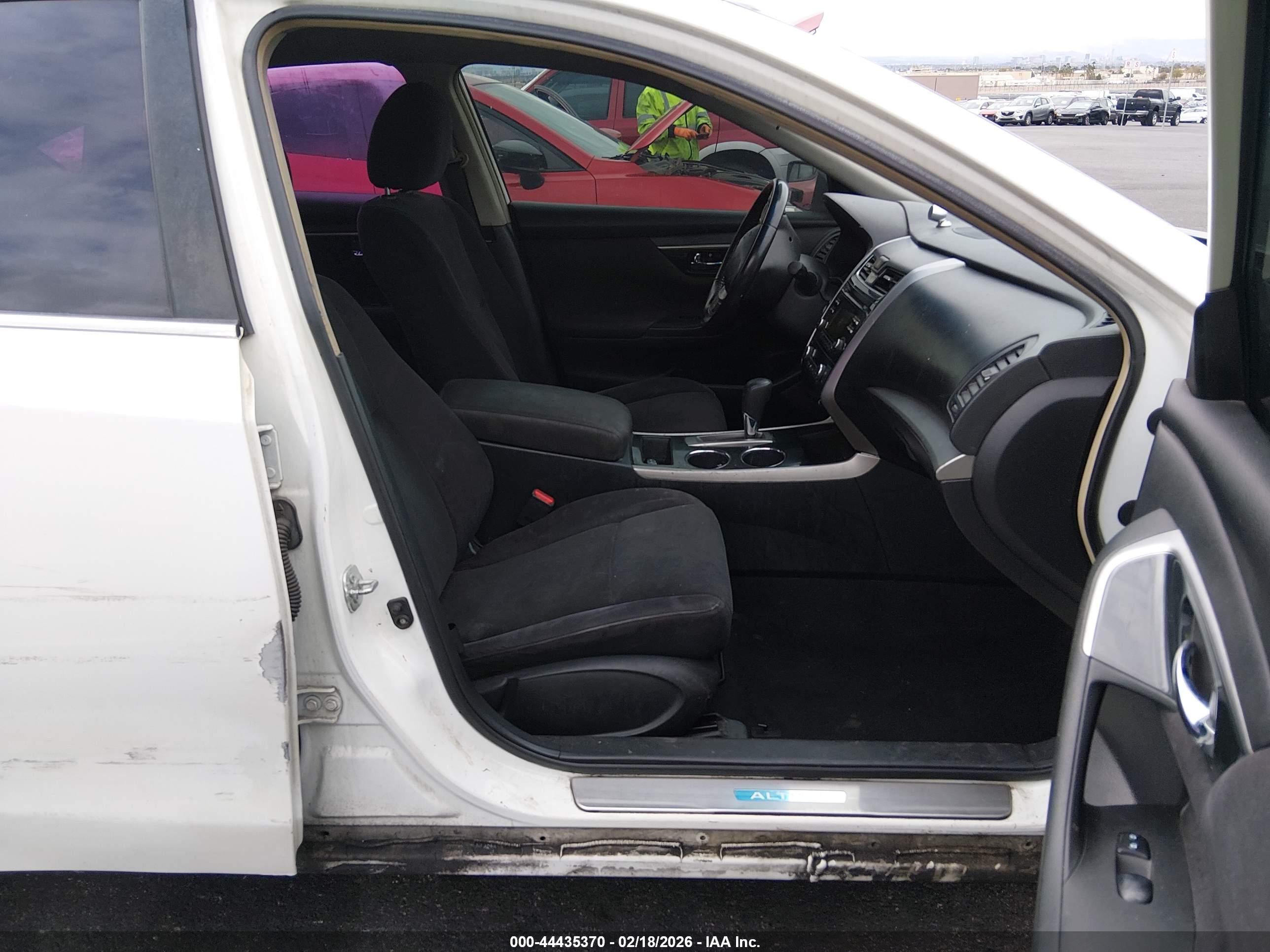 NISSAN ALTIMA image 5