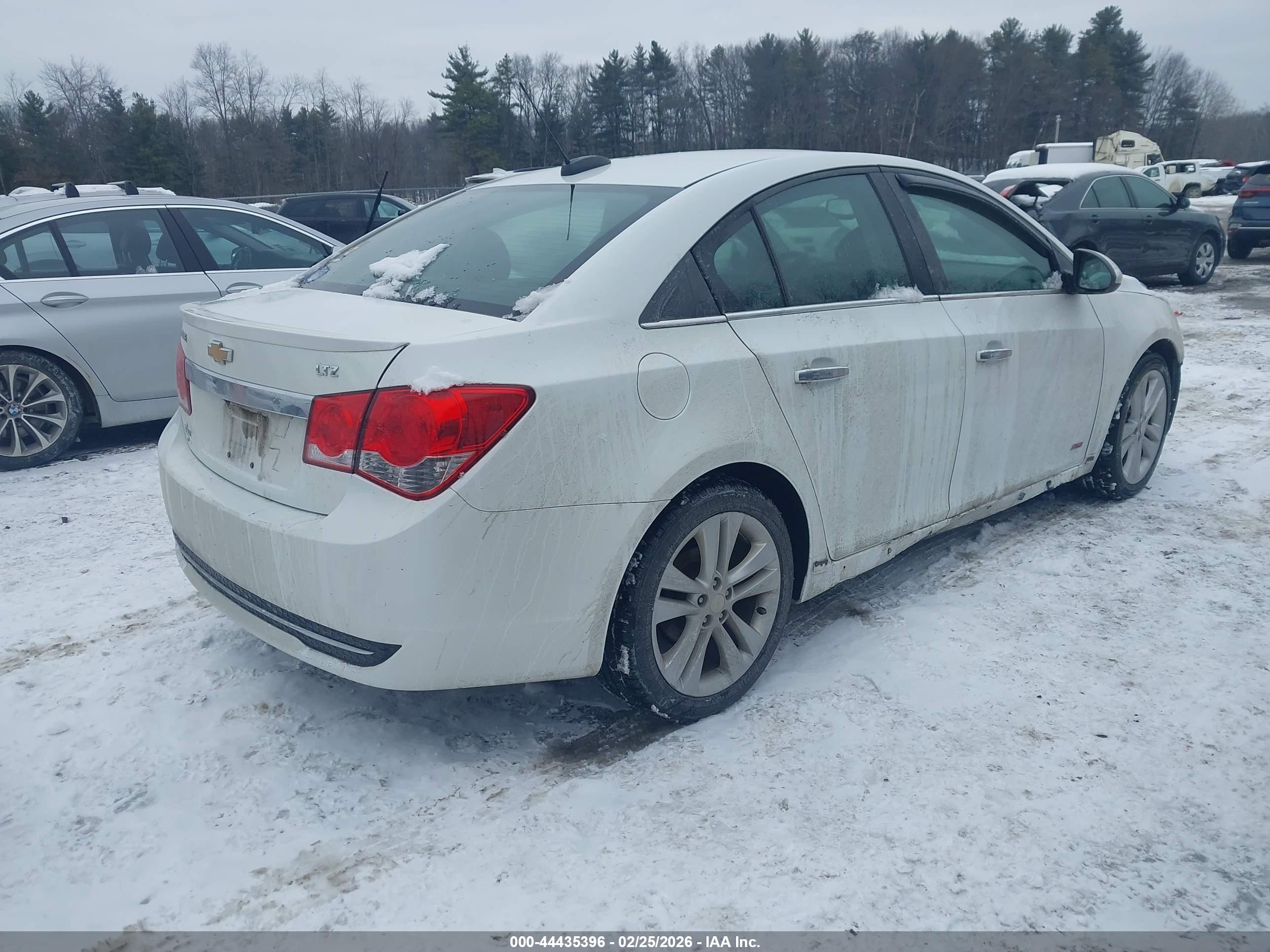 CHEVROLET CRUZE image 4