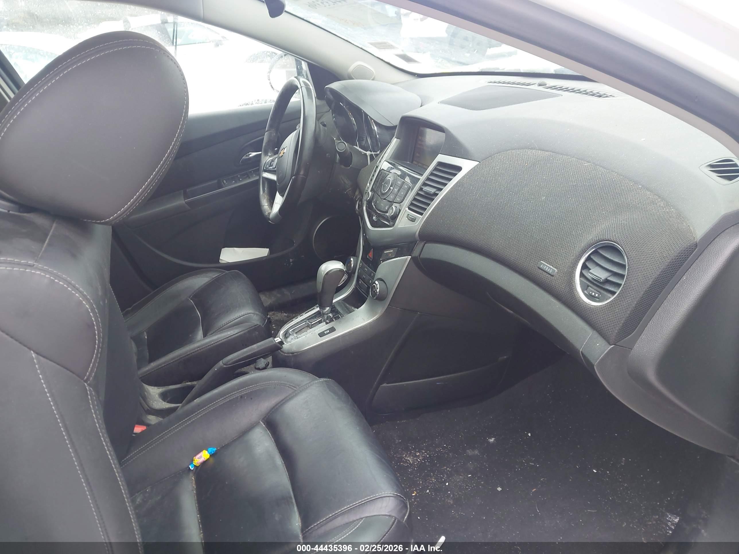 CHEVROLET CRUZE image 5