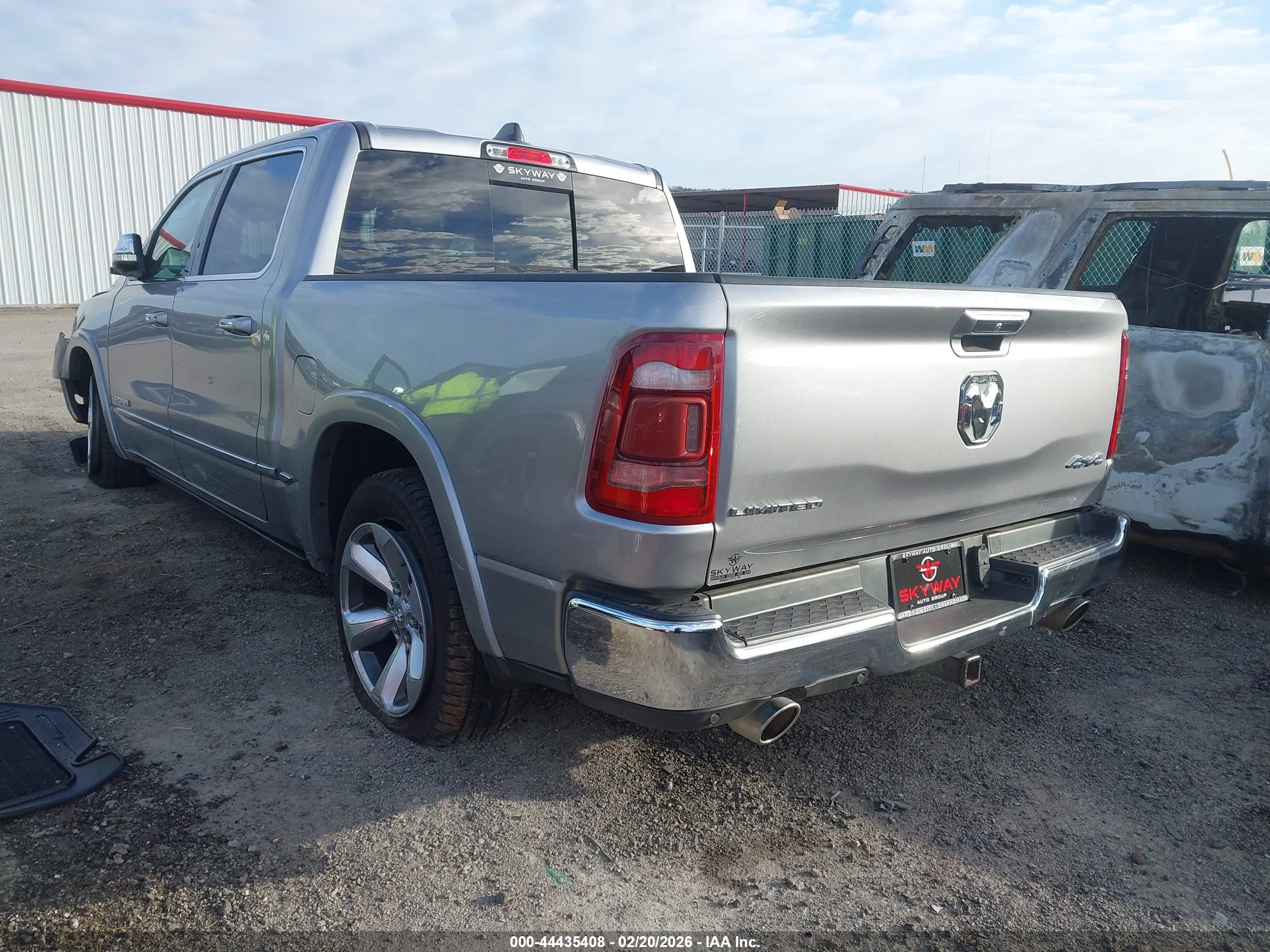 RAM 1500 image 3