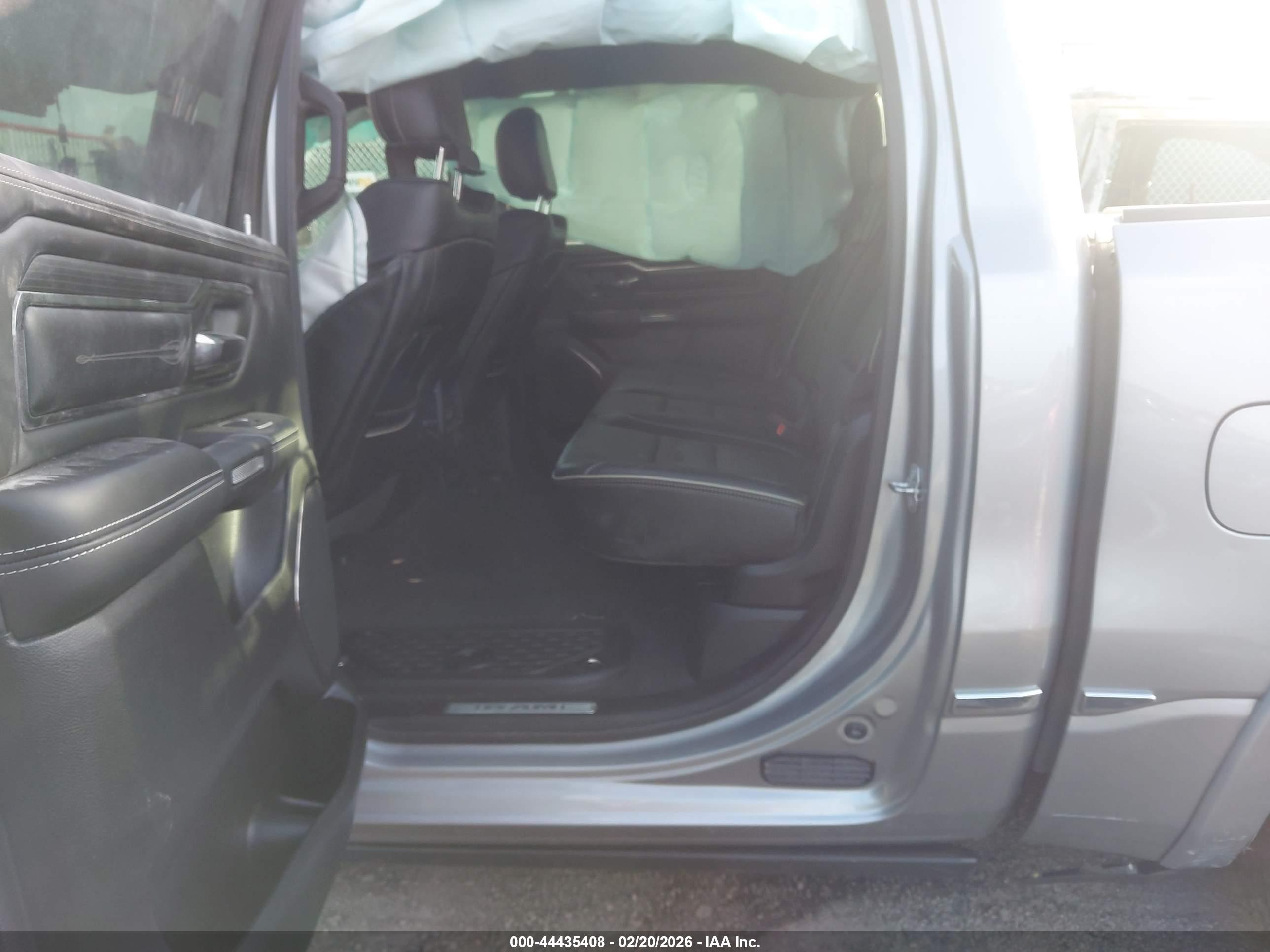 RAM 1500 image 8