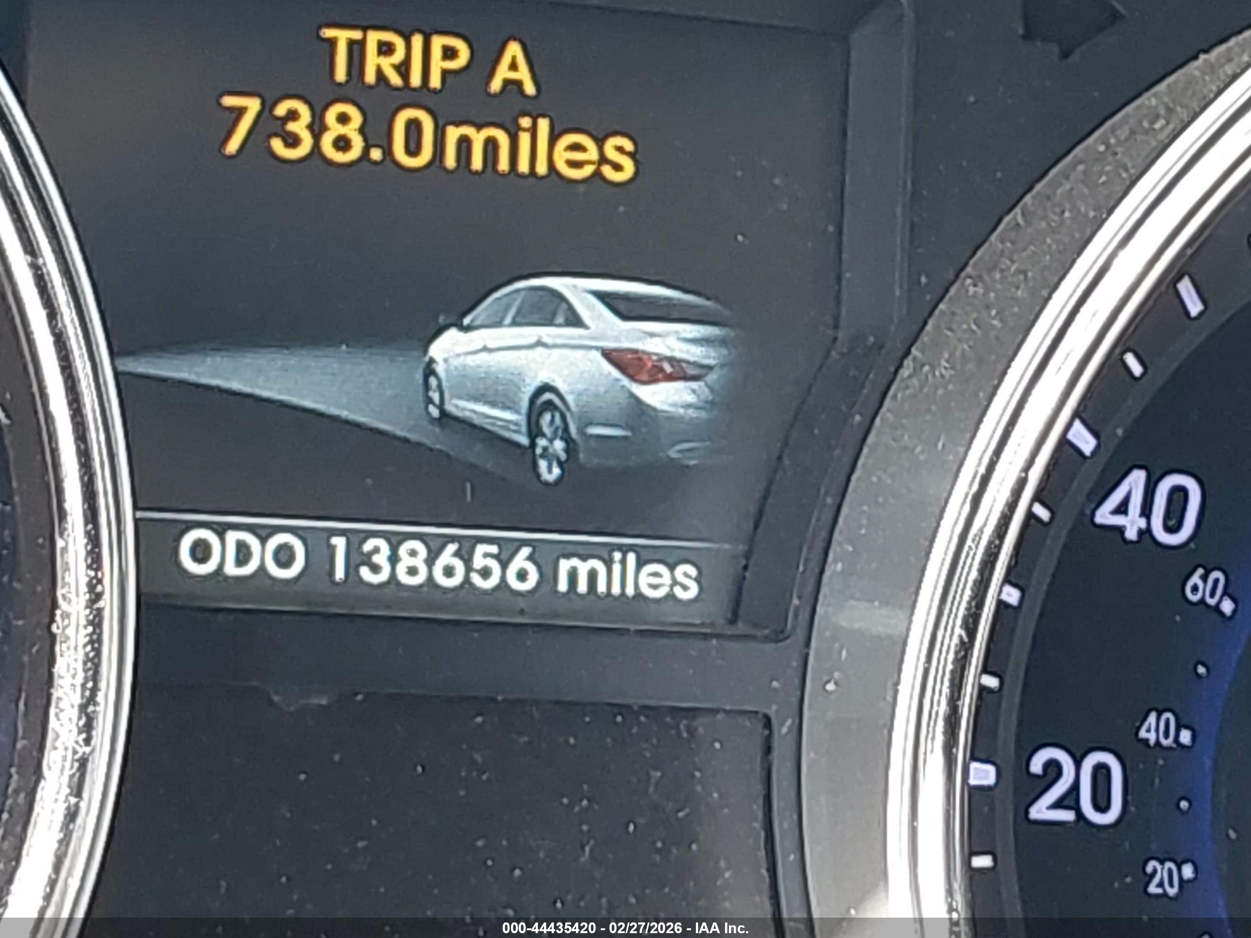 HYUNDAI SONATA image 7