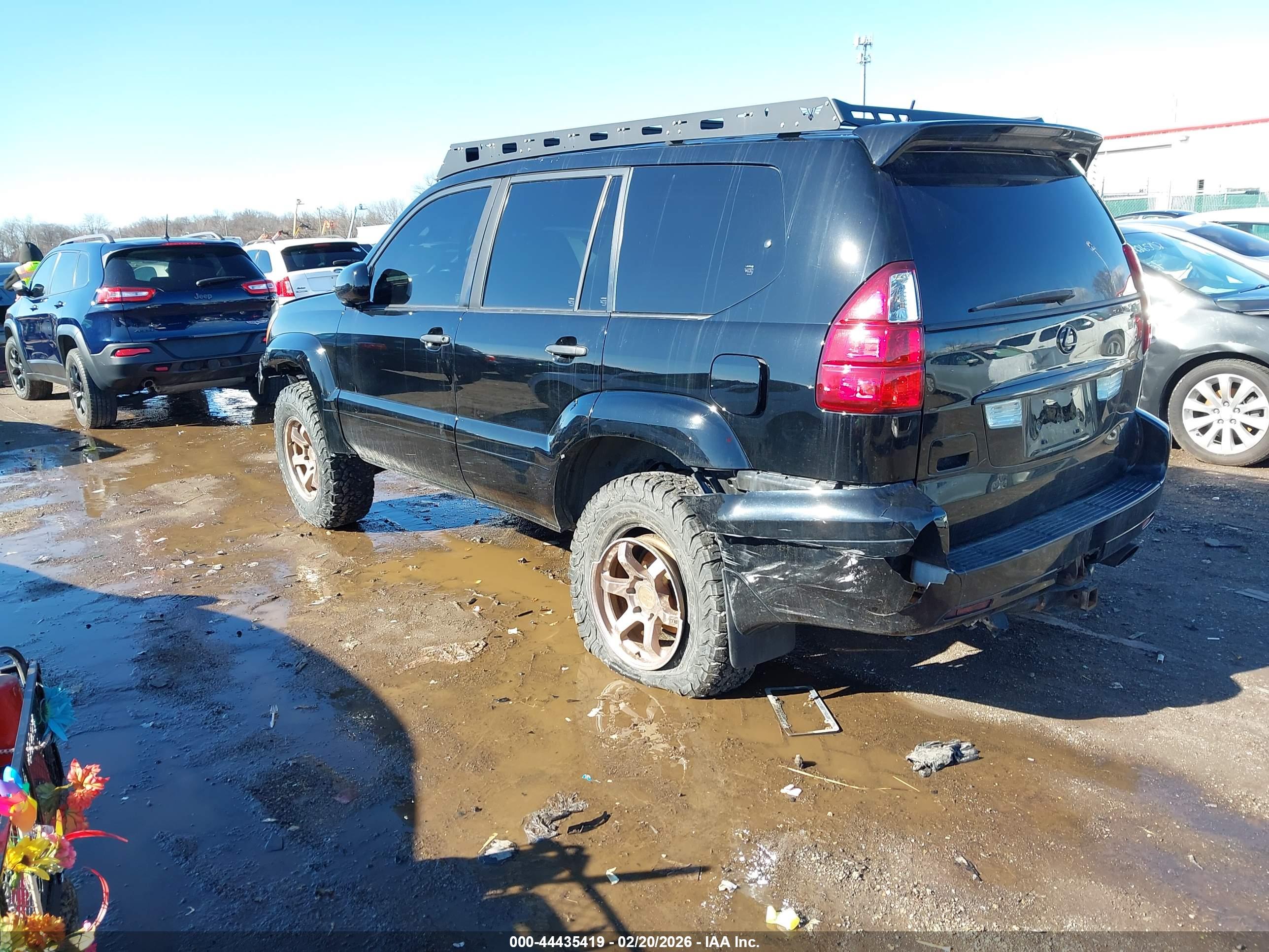 LEXUS GX image 3