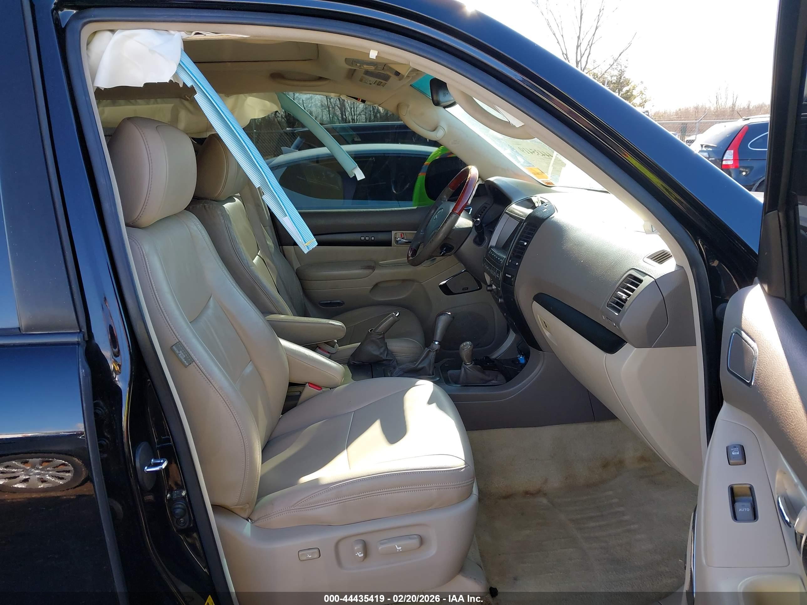 LEXUS GX image 5