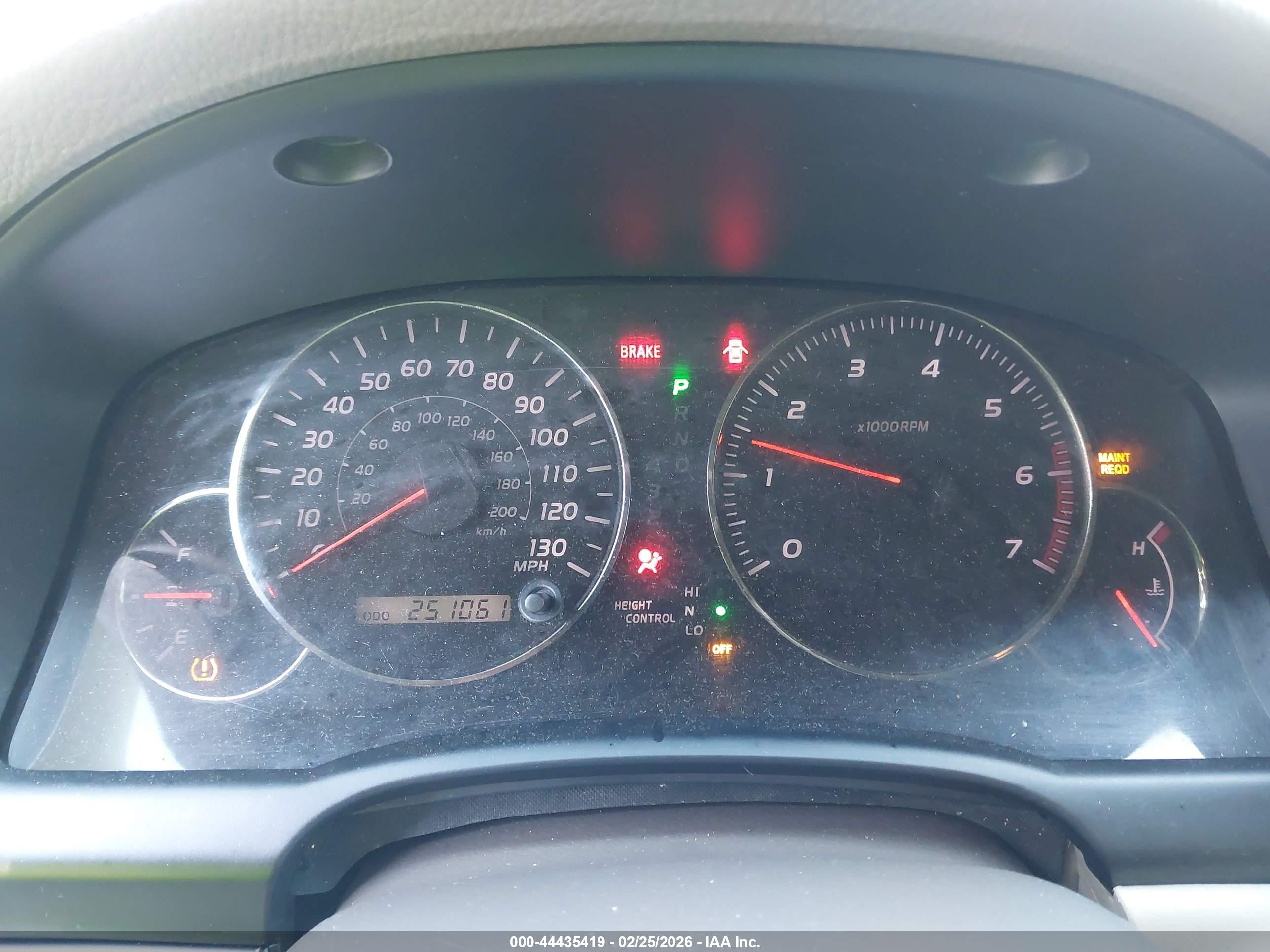 LEXUS GX image 7
