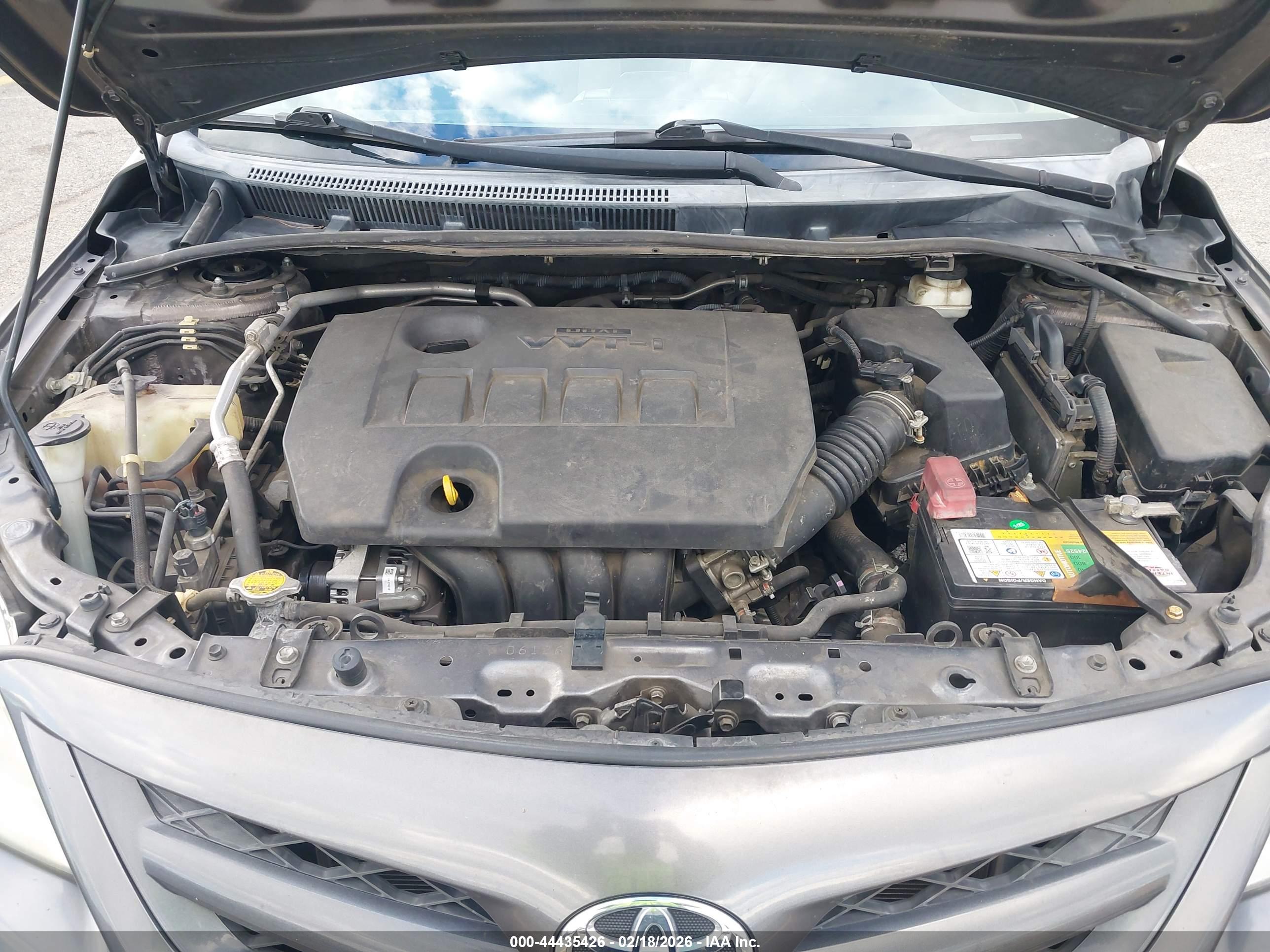 TOYOTA COROLLA image 10