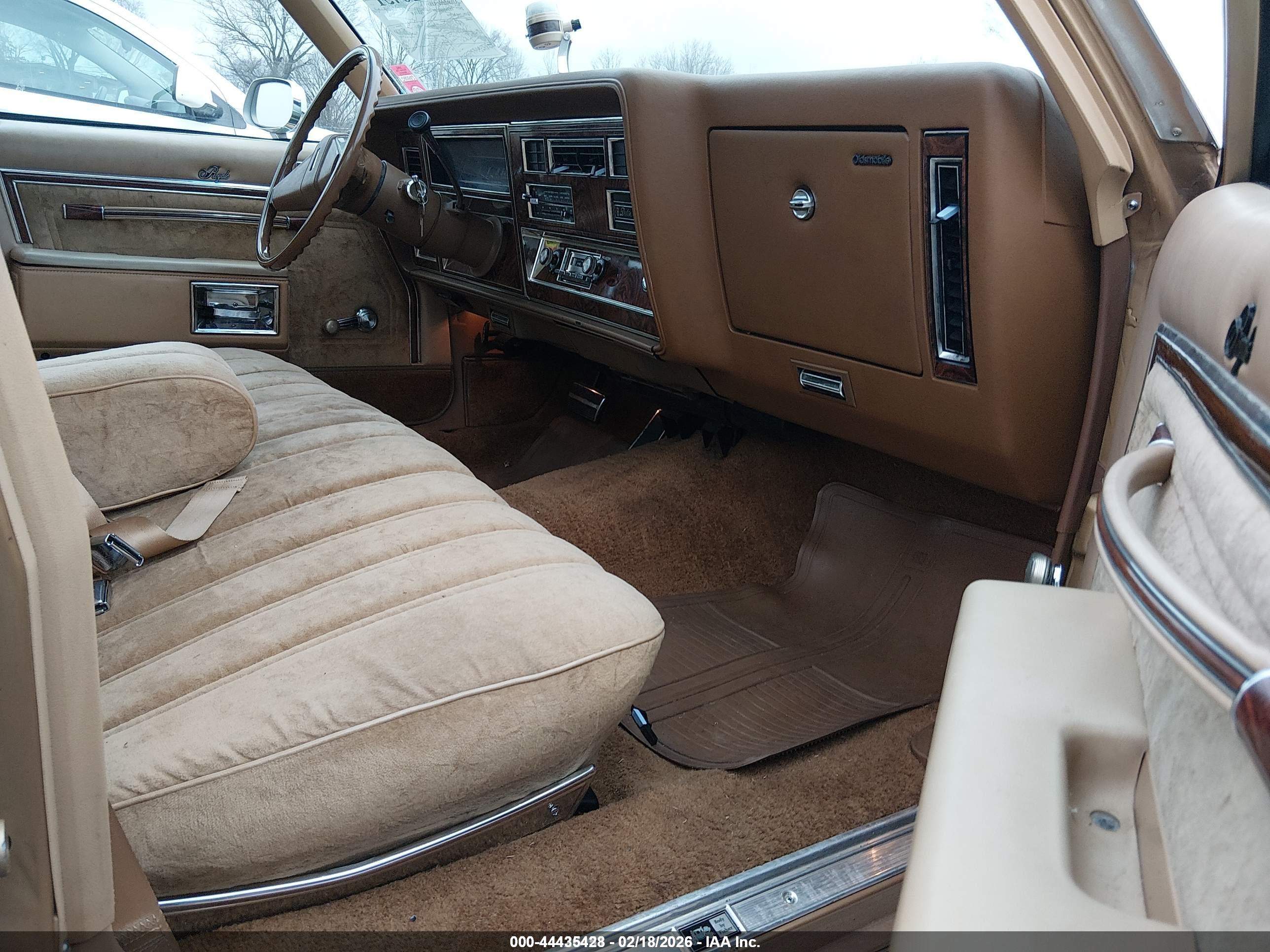 OLDSMOBILE DELTA image 5