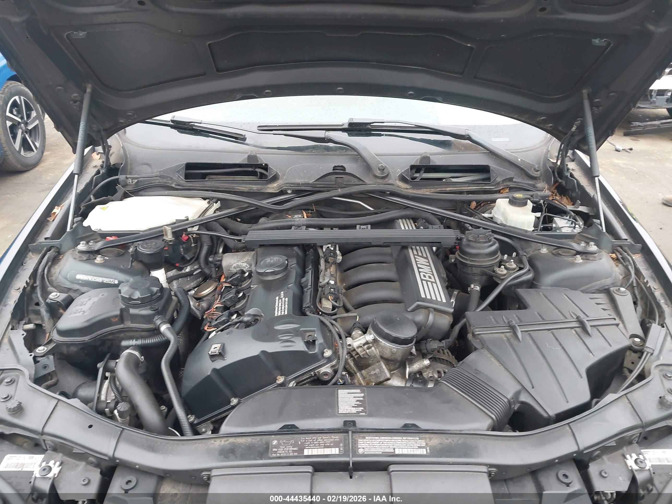 BMW 328I image 10