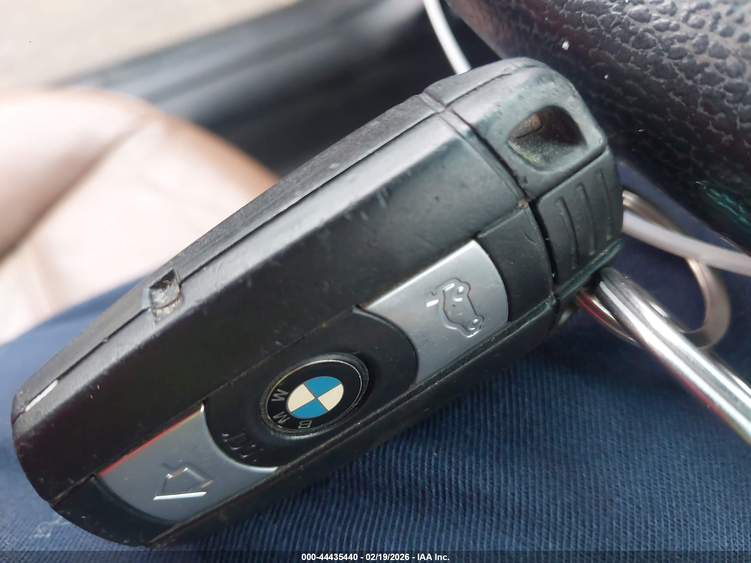 BMW 328I image 11