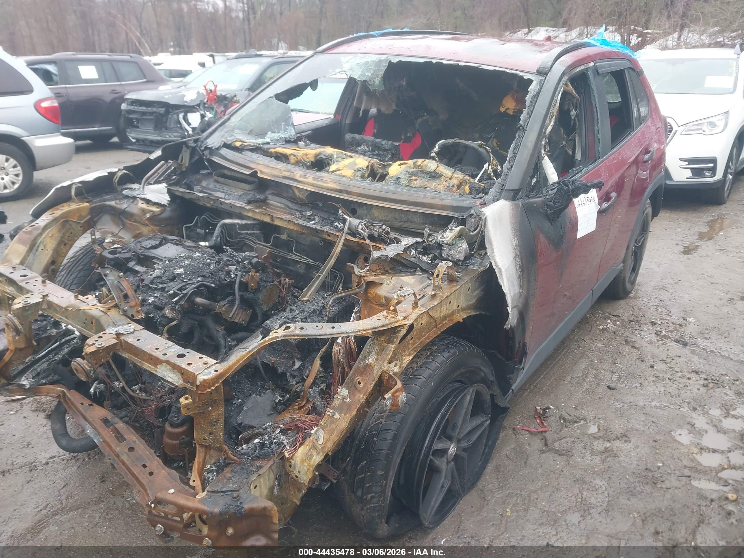 TOYOTA RAV4 image 2