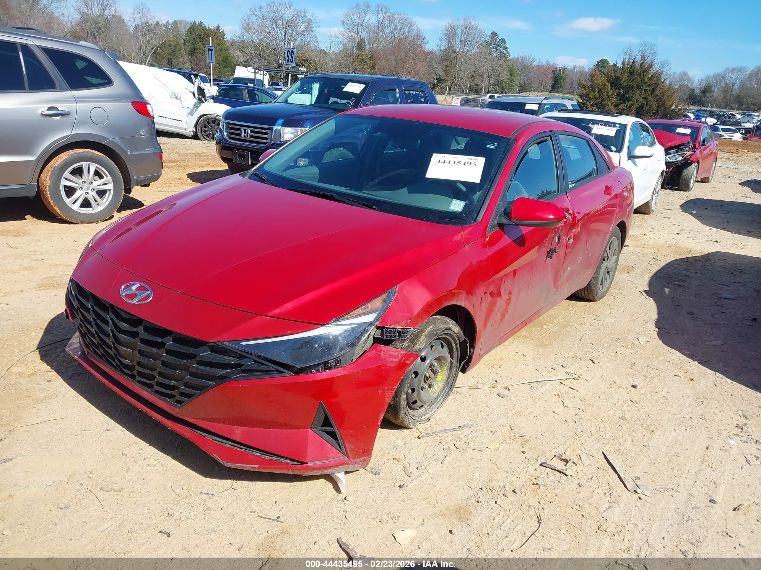 HYUNDAI ELANTRA image 2