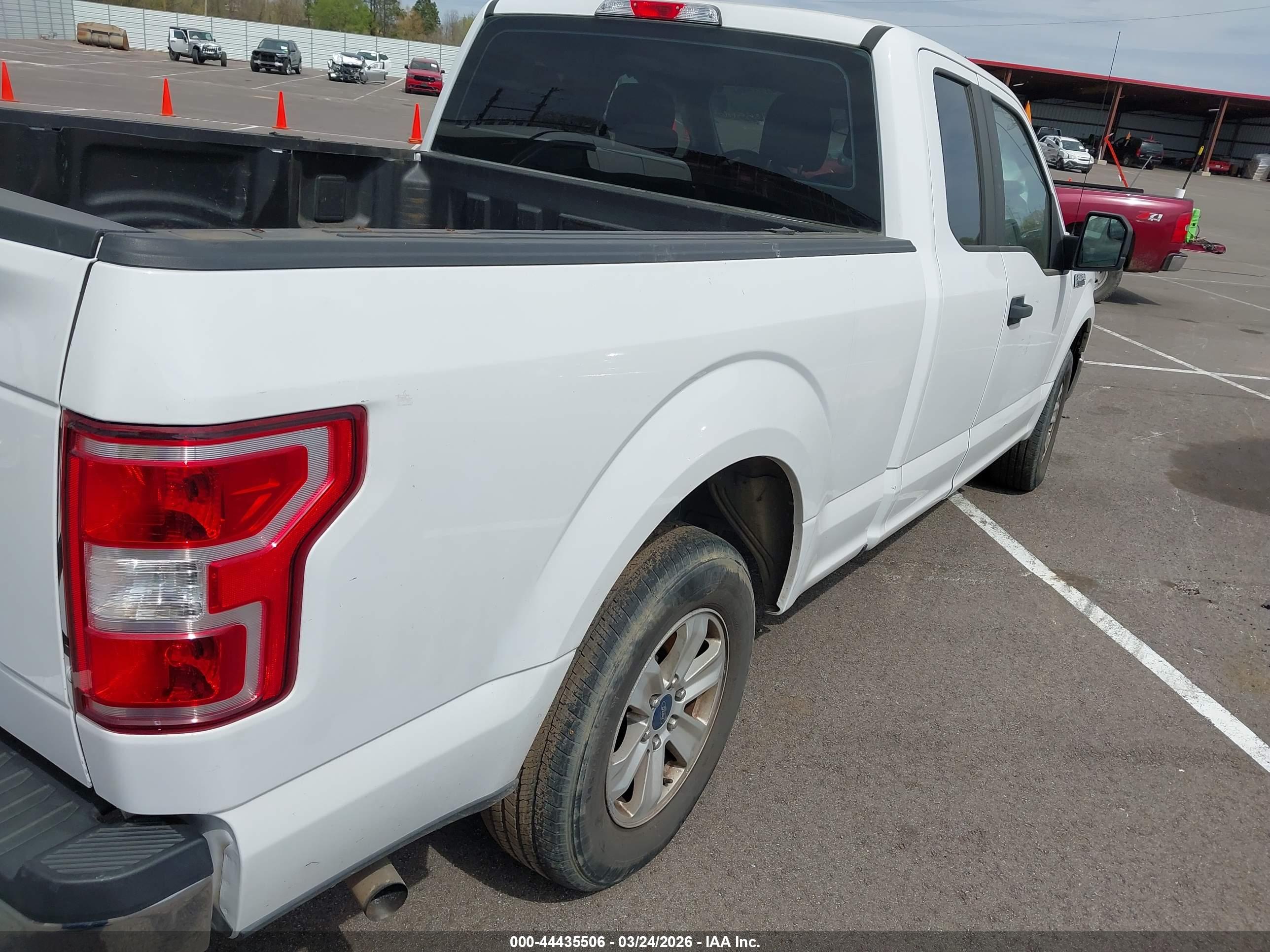 FORD F-150 image 4