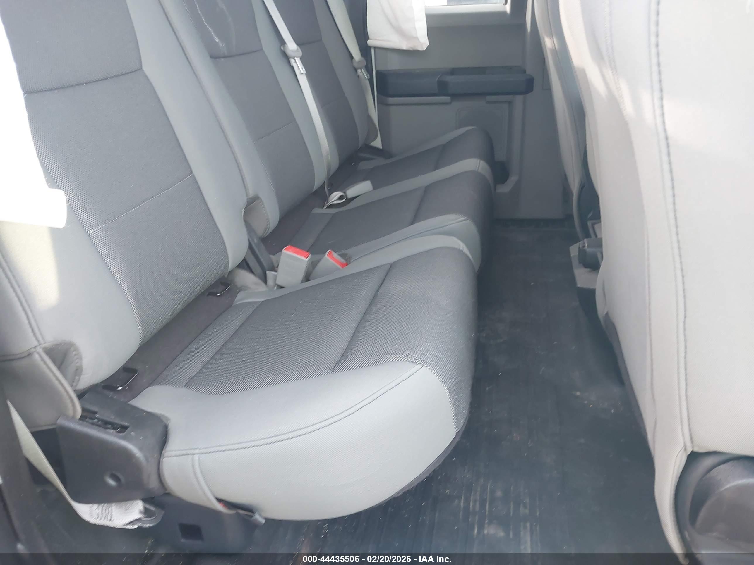 FORD F-150 image 8