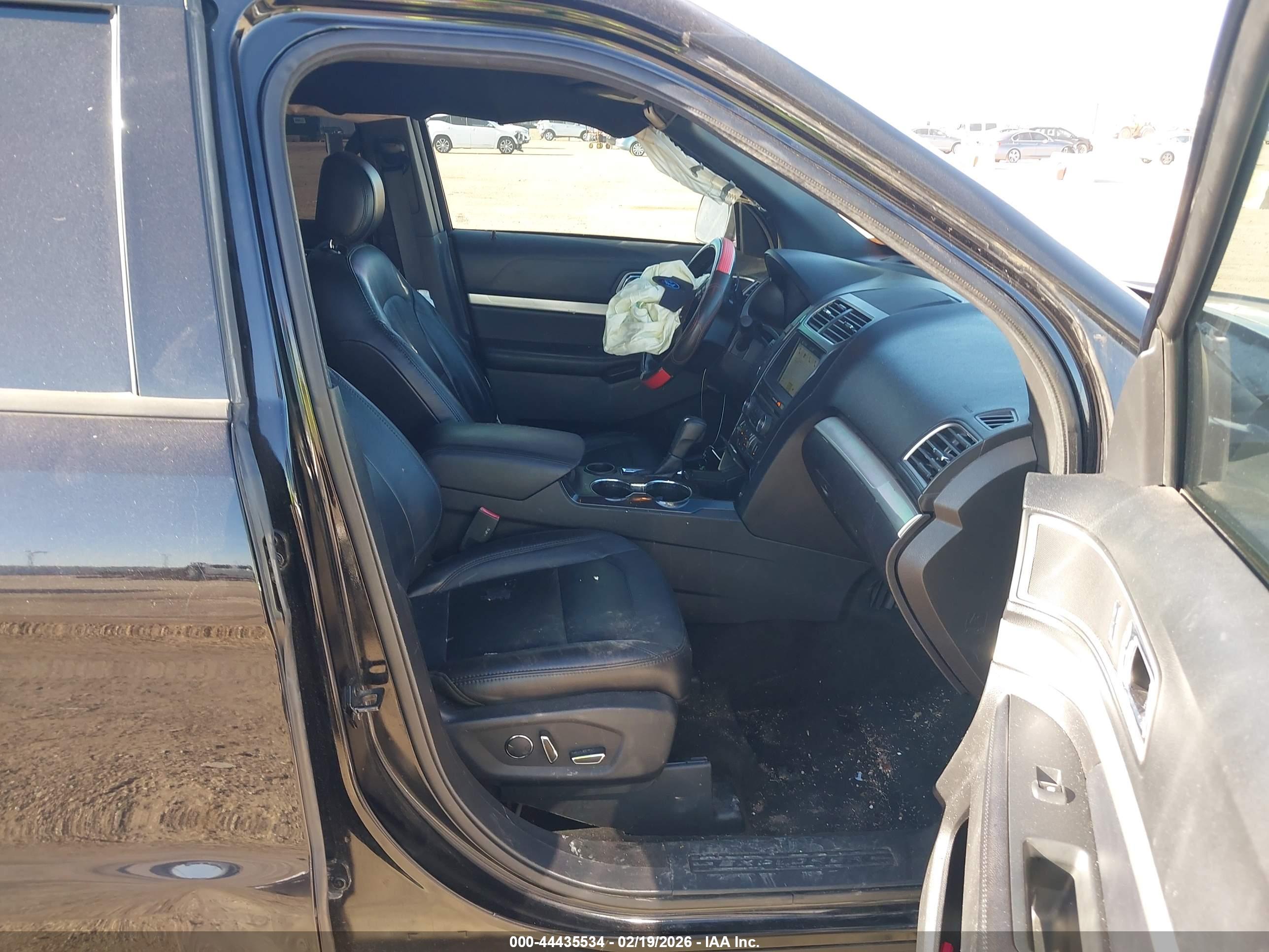 FORD EXPLORER image 5
