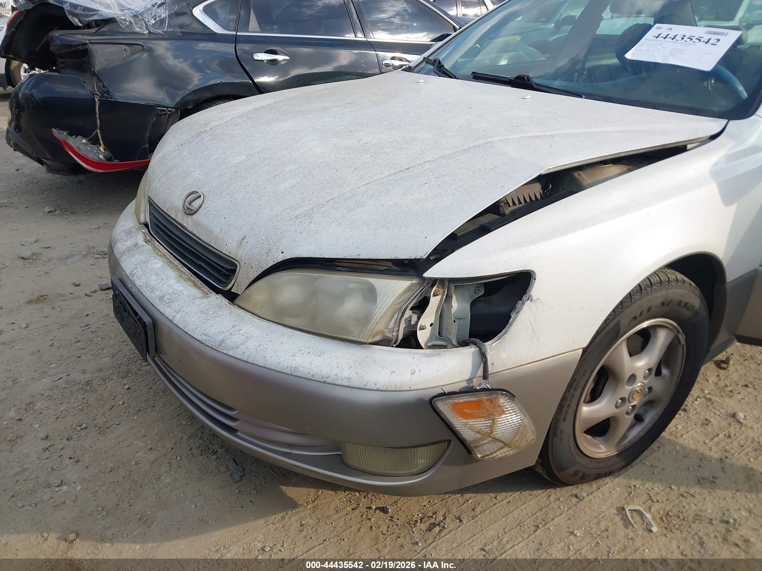 LEXUS ES image 10