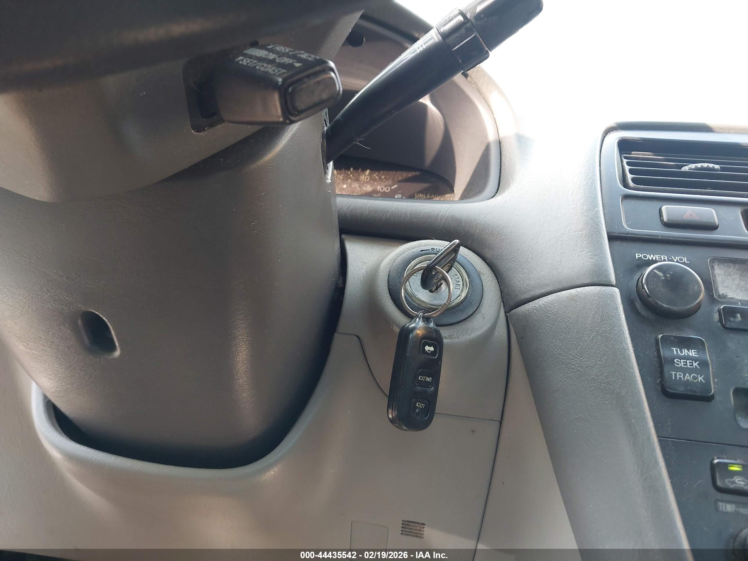 LEXUS ES image 11