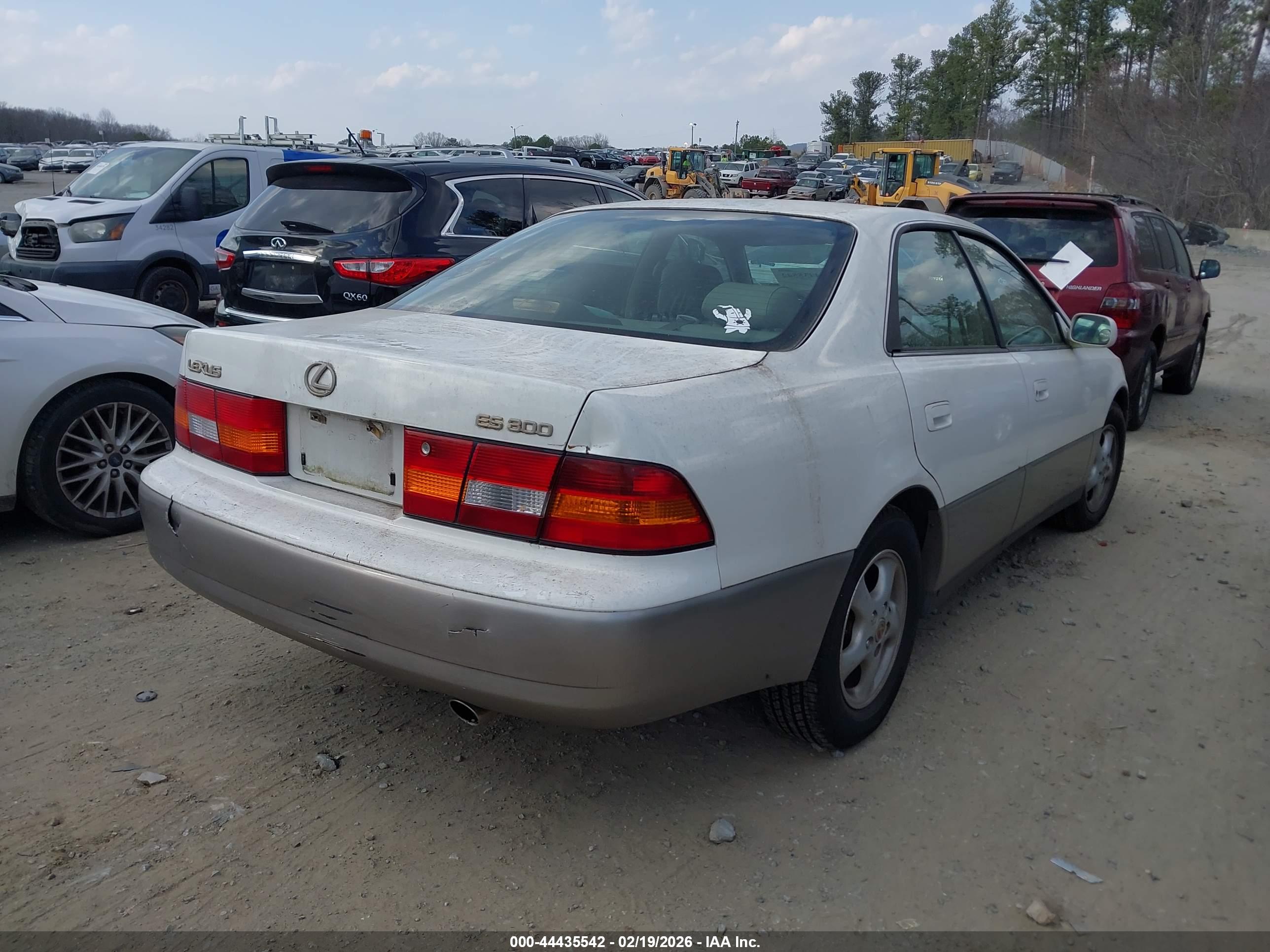 LEXUS ES image 4