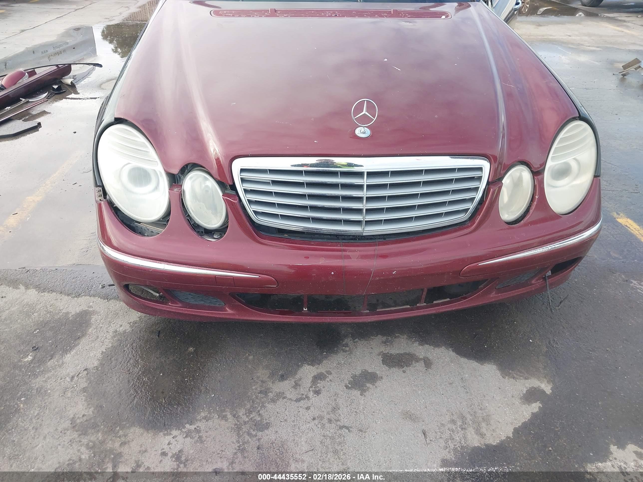 MERCEDES-BENZ E image 6