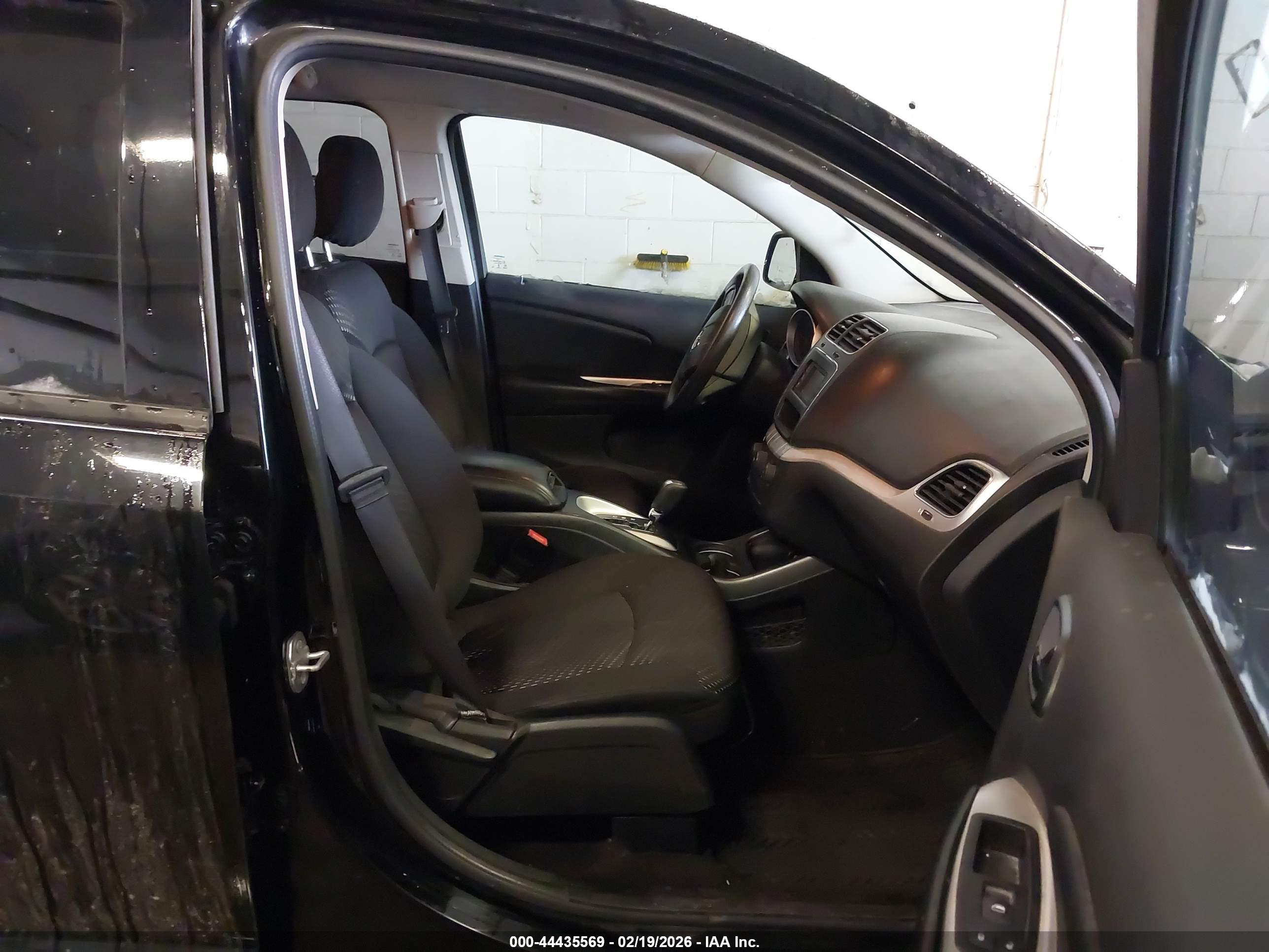 DODGE JOURNEY image 5