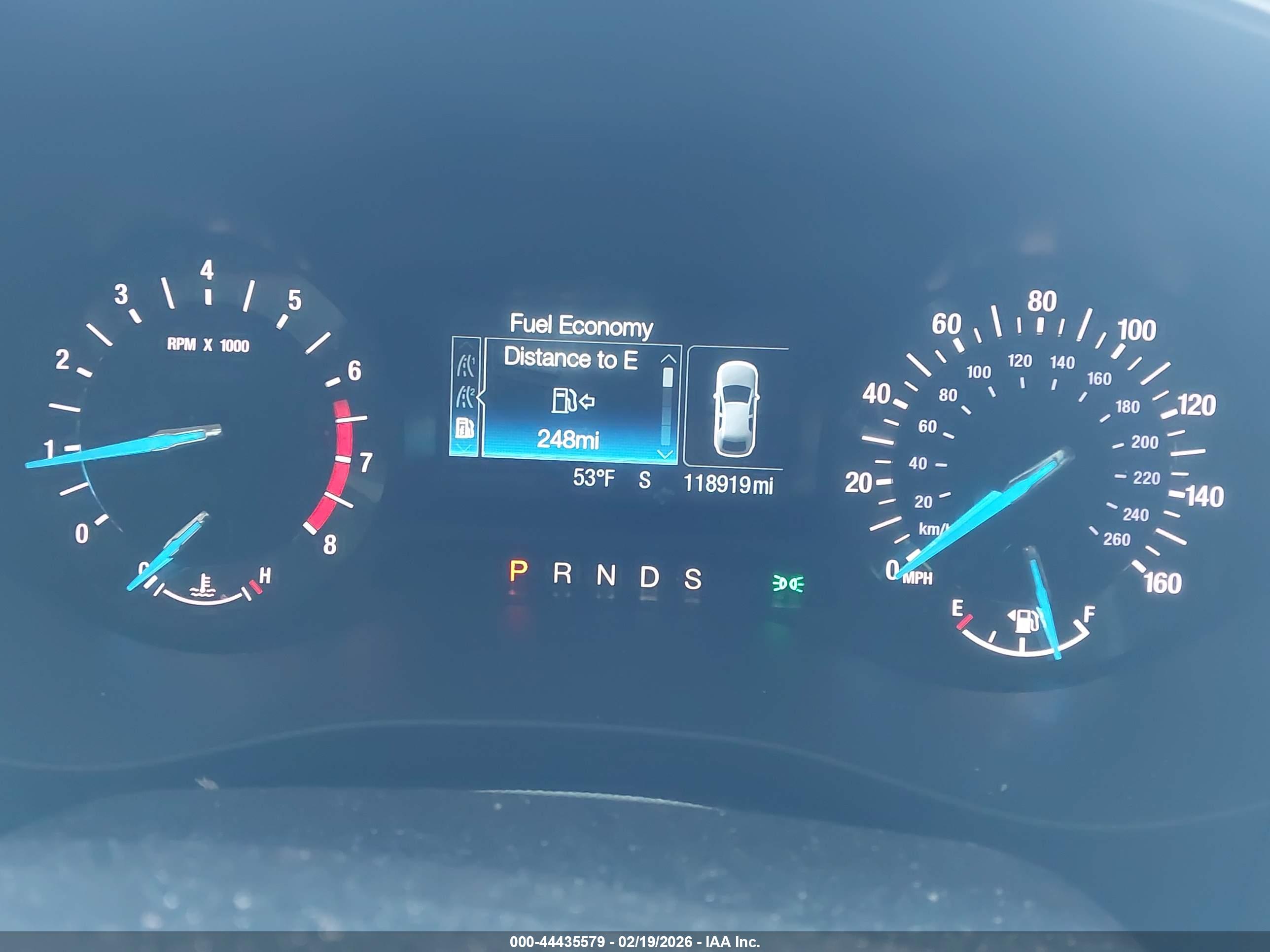 FORD FUSION image 7
