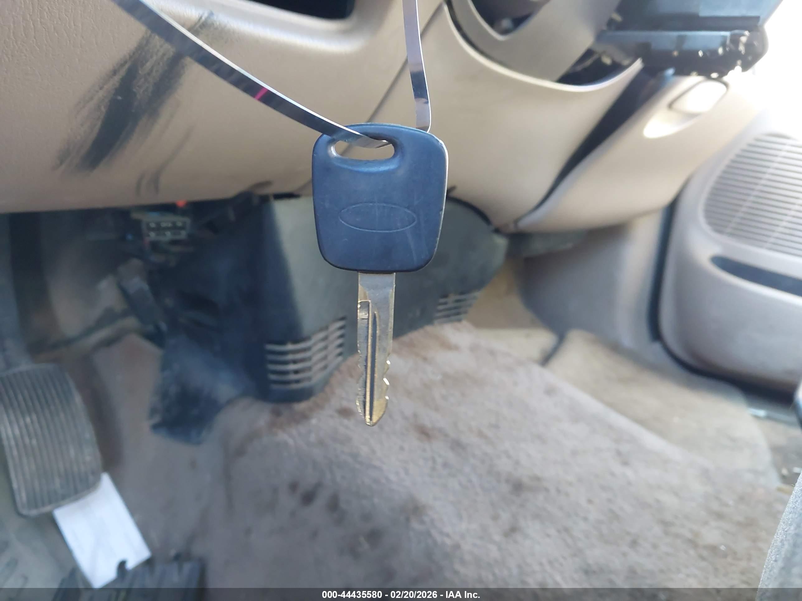 FORD F-150 image 11