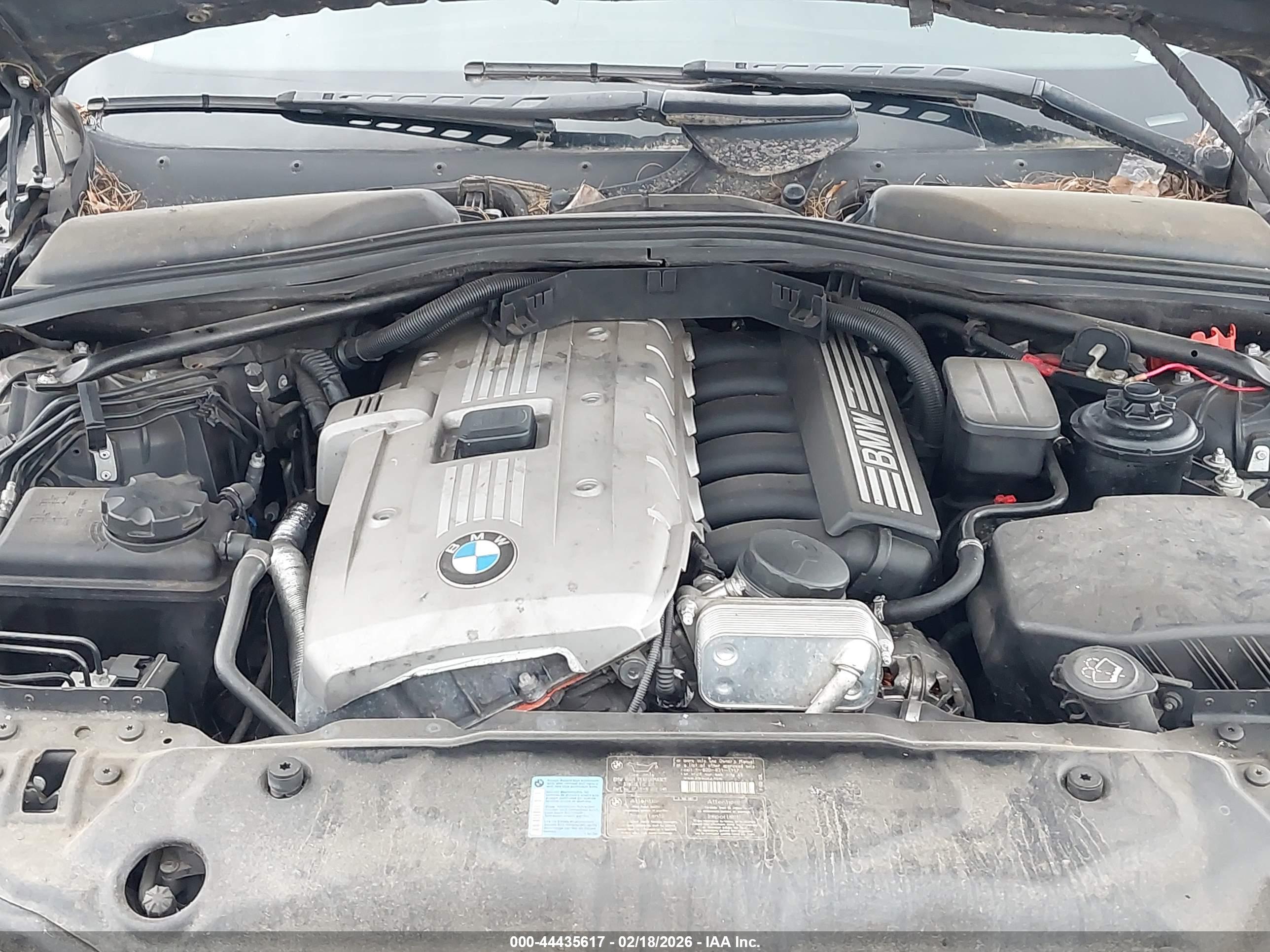 BMW 525I image 10