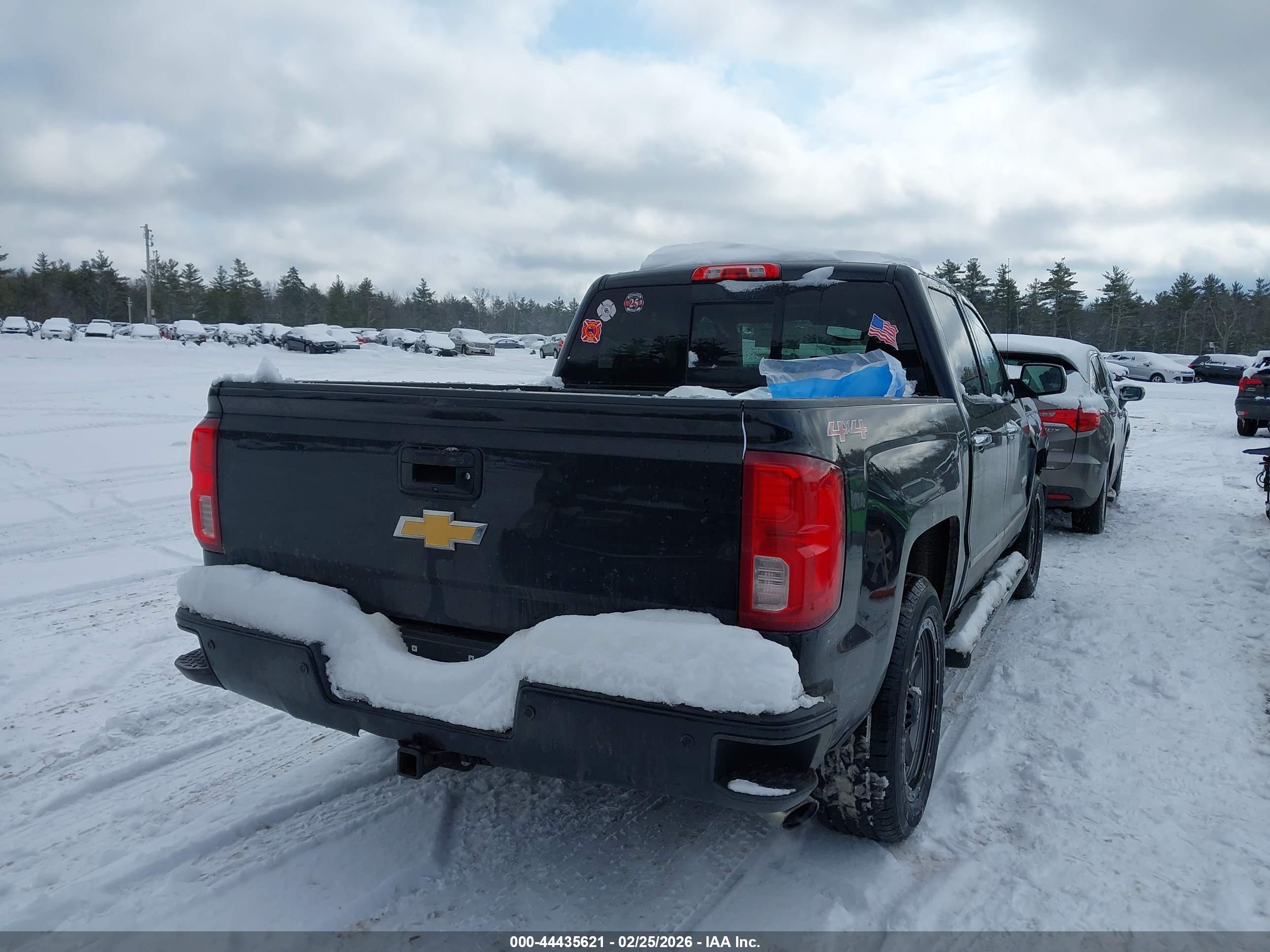 CHEVROLET SILVERADO image 4