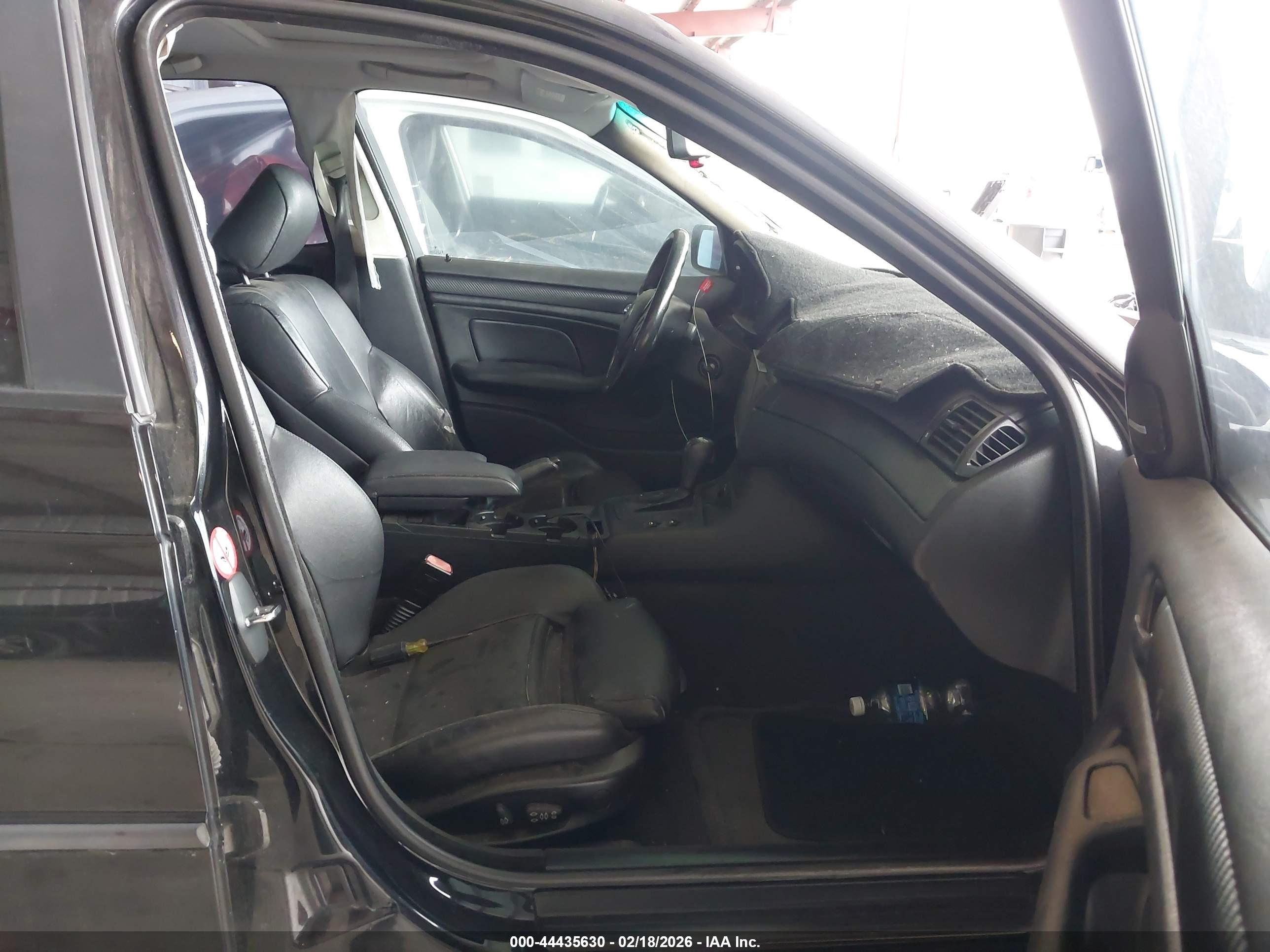 BMW 325I image 5