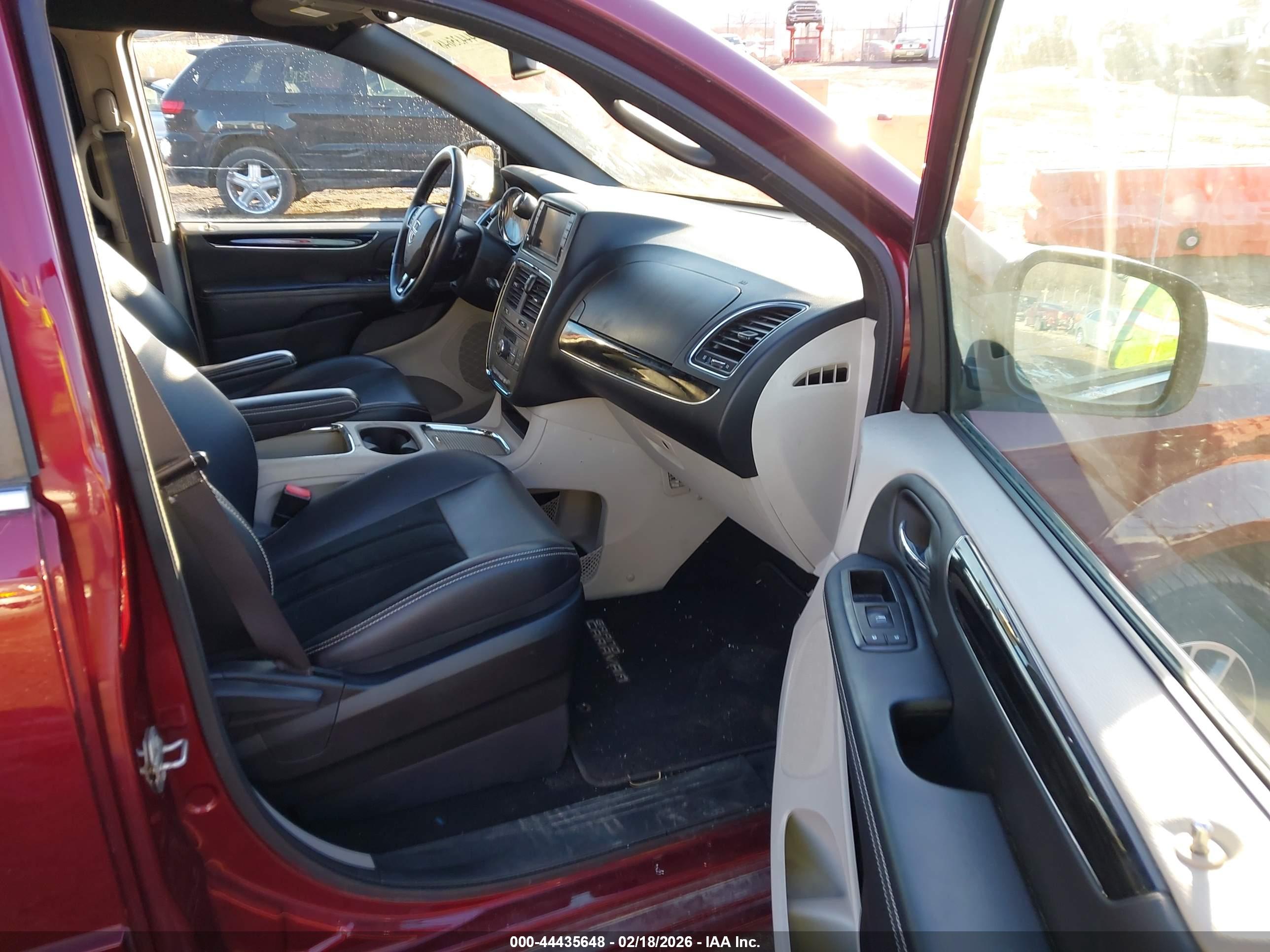DODGE GRAND image 5