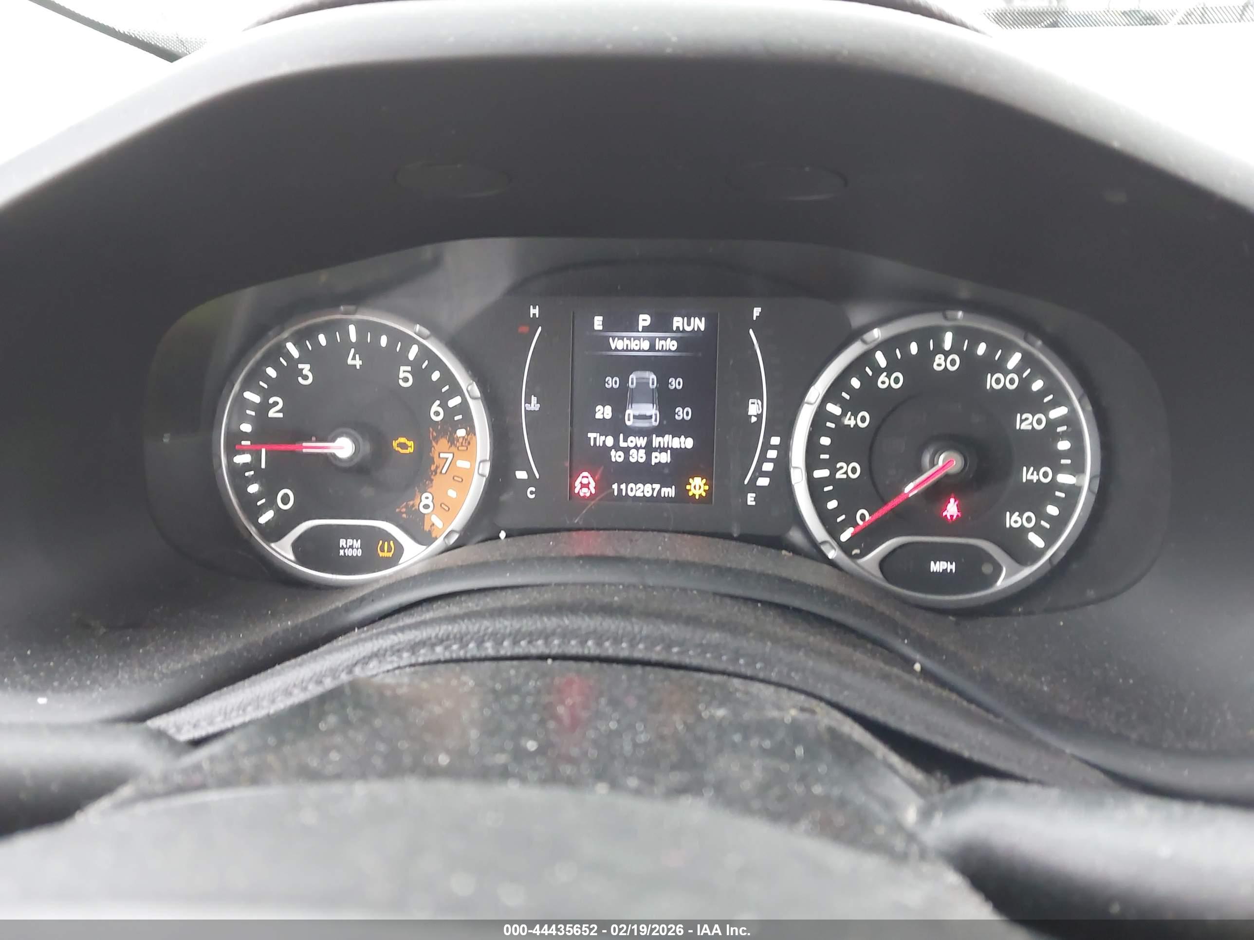 JEEP RENEGADE image 7