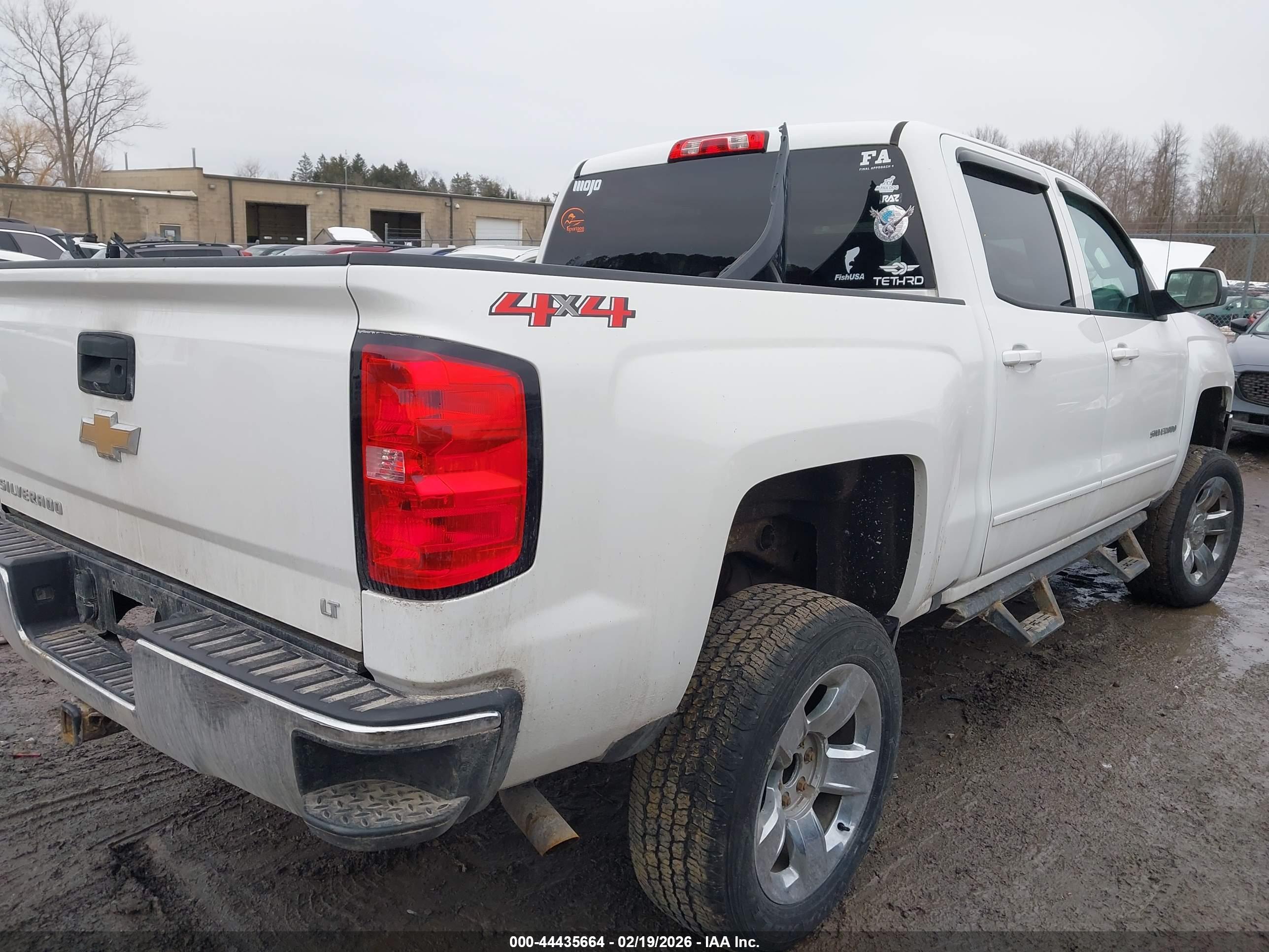 CHEVROLET SILVERADO image 4