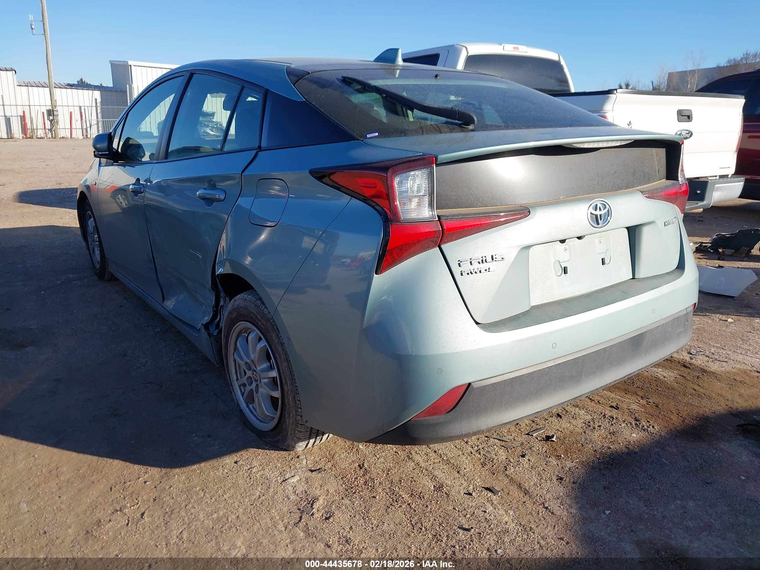 TOYOTA PRIUS image 3