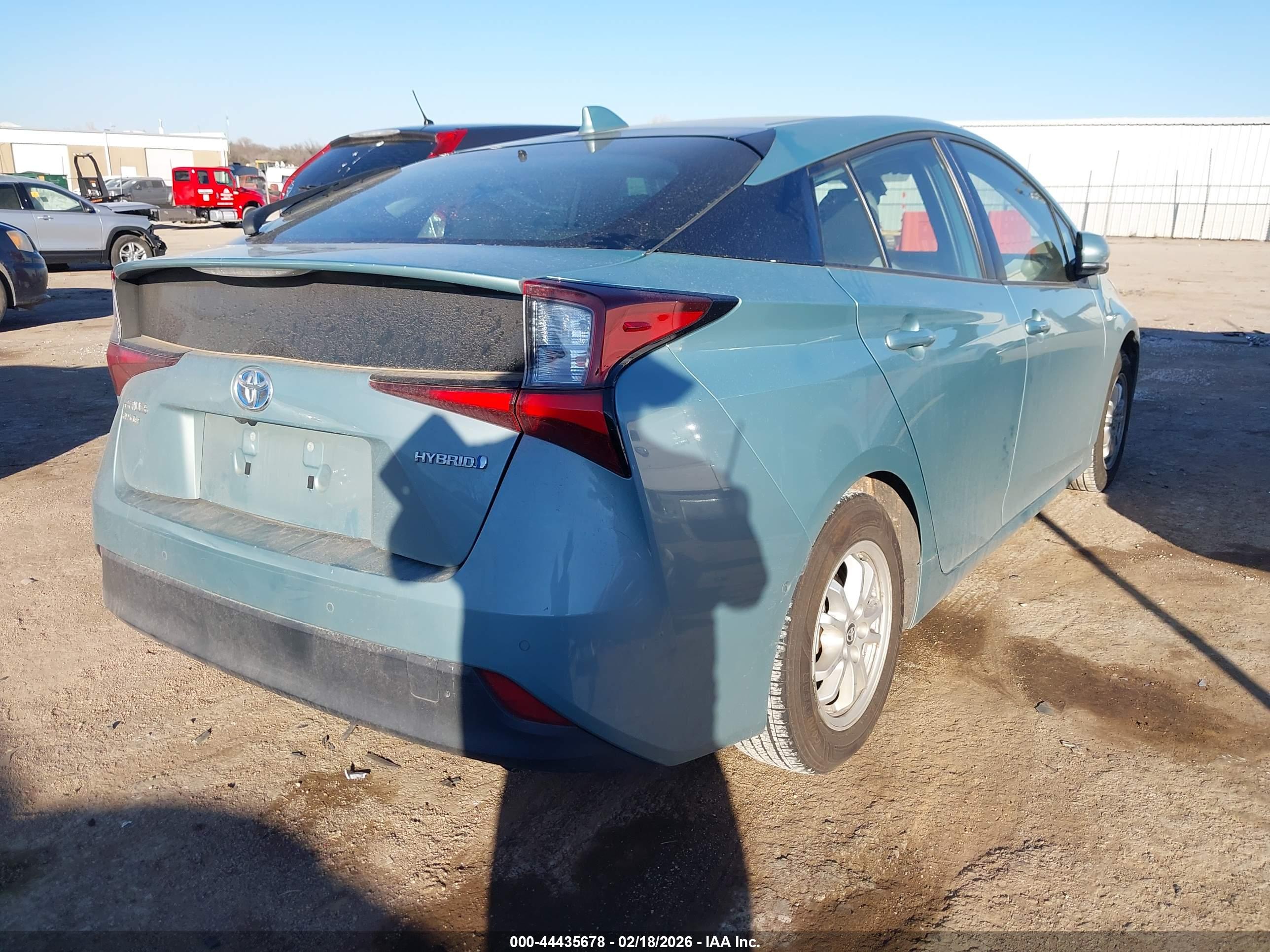 TOYOTA PRIUS image 4