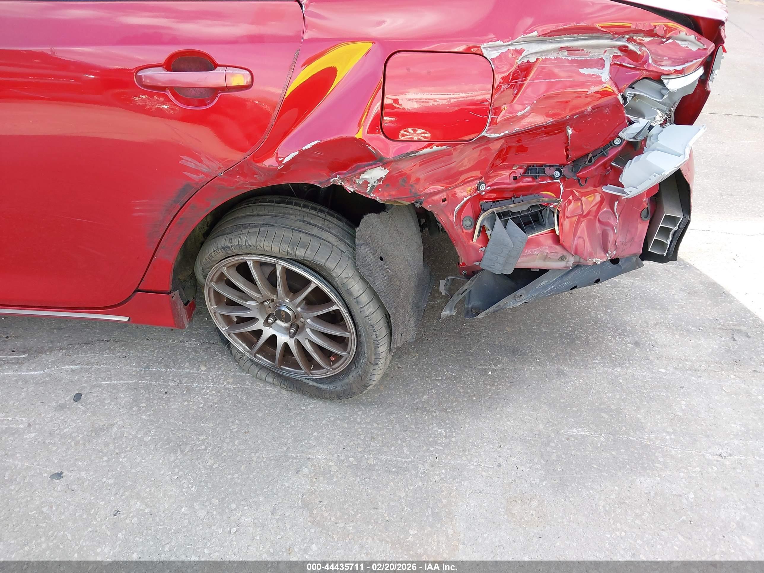 TOYOTA CAMRY image 6