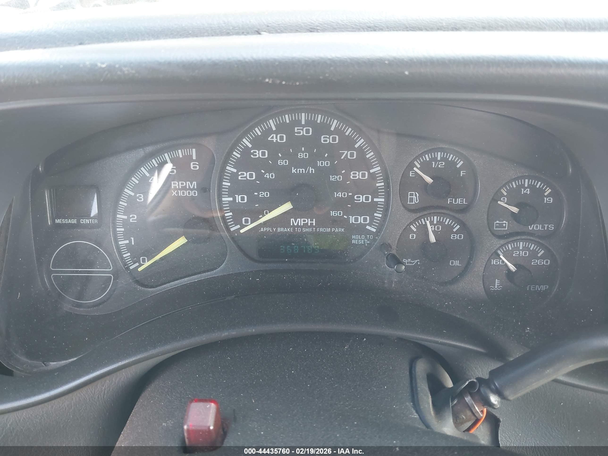 CHEVROLET SILVERADO image 7