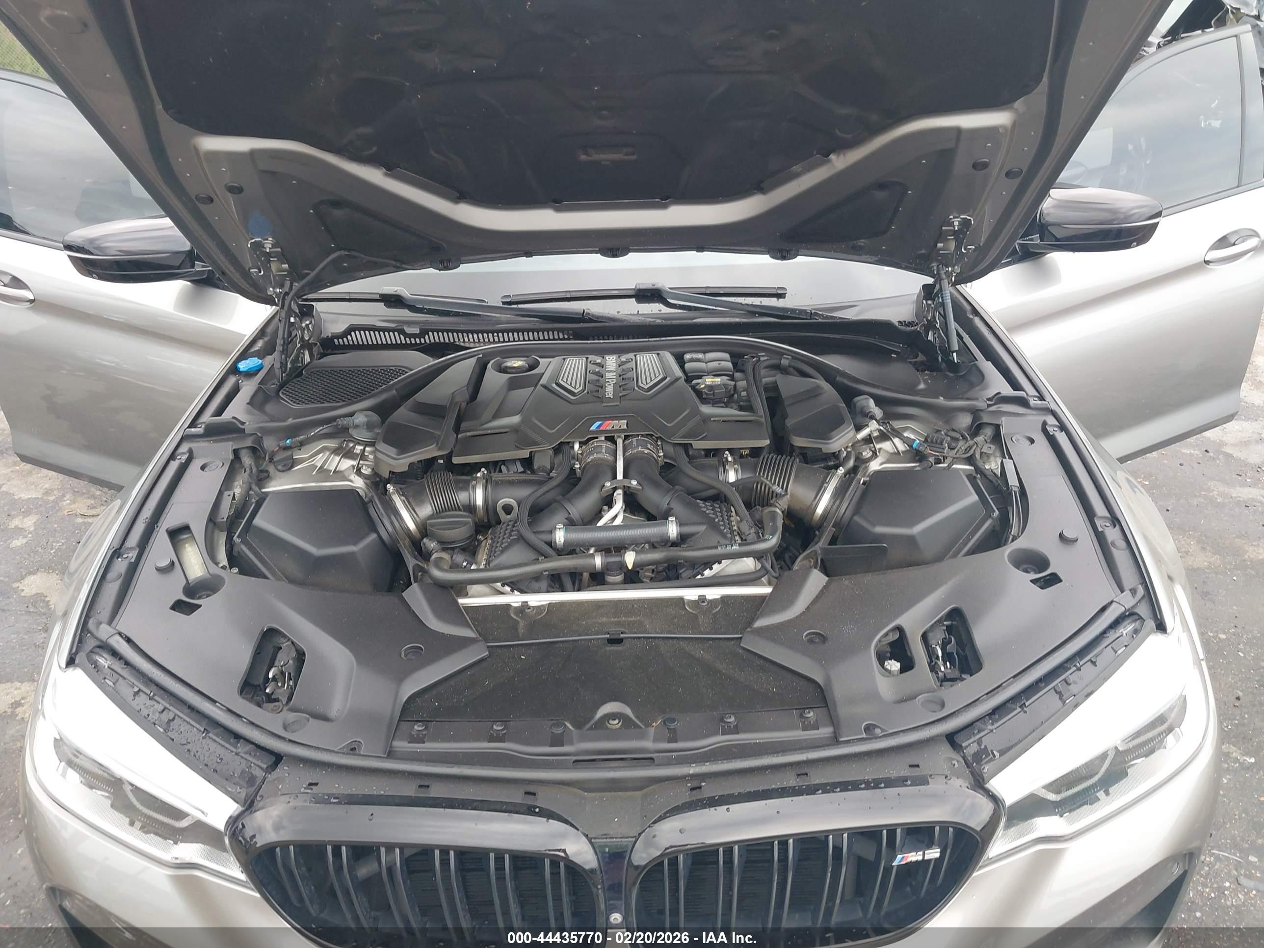 BMW M5 image 10