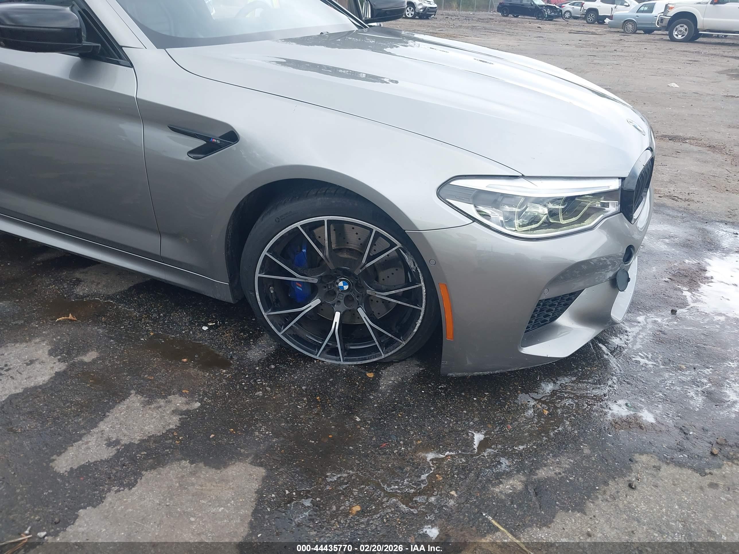 BMW M5 image 6